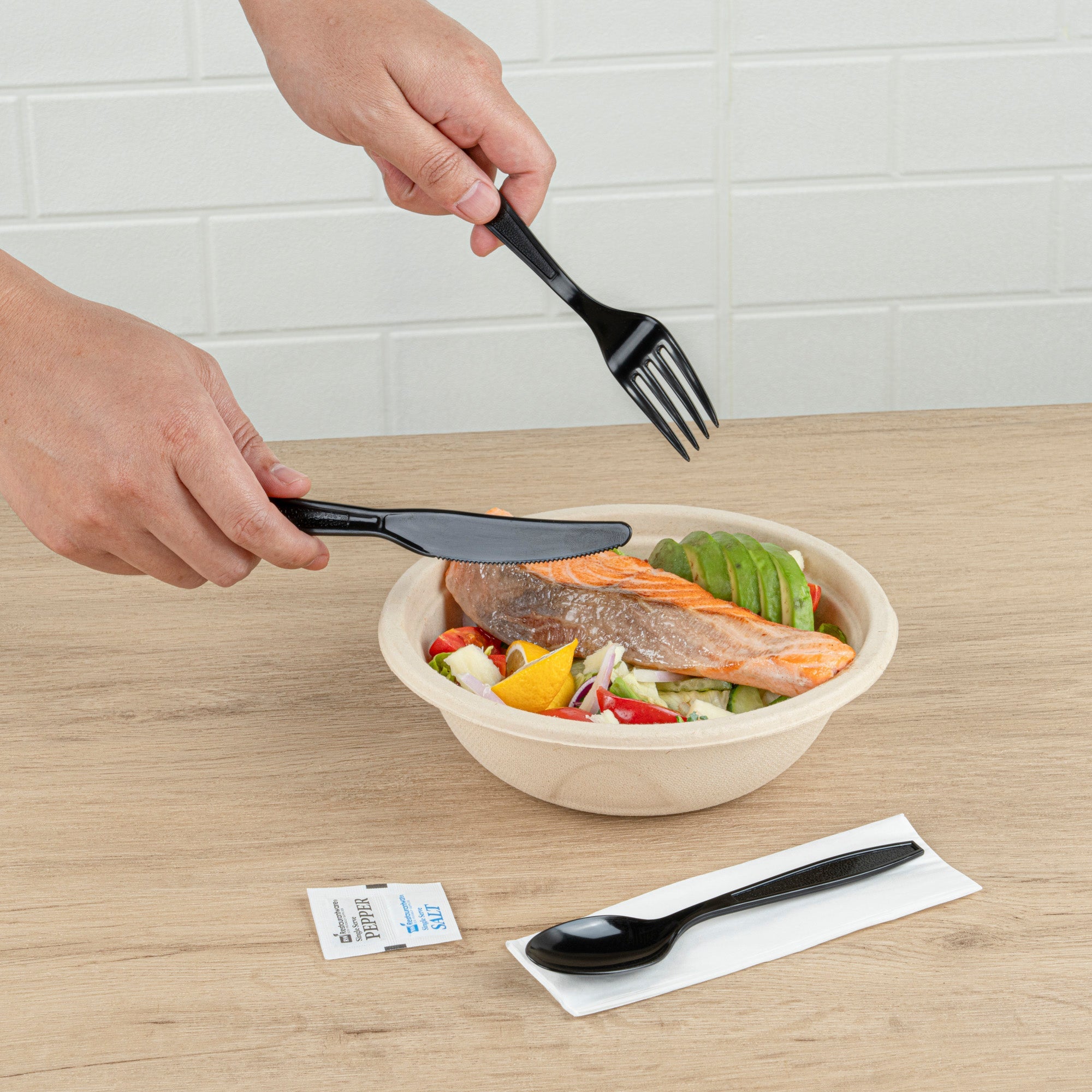 Chef 101 Black Plastic Cutlery Set - with Napkin and Salt / Pepper Packets, Extra Heavy Weight, Wrapped - 7 1/2" - 500 count box