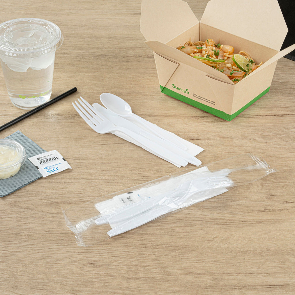 Chef 101 White Plastic Cutlery Set - with Napkin and Salt / Pepper Packets, Extra Heavy Weight, Wrapped - 7 1/2" - 500 count box