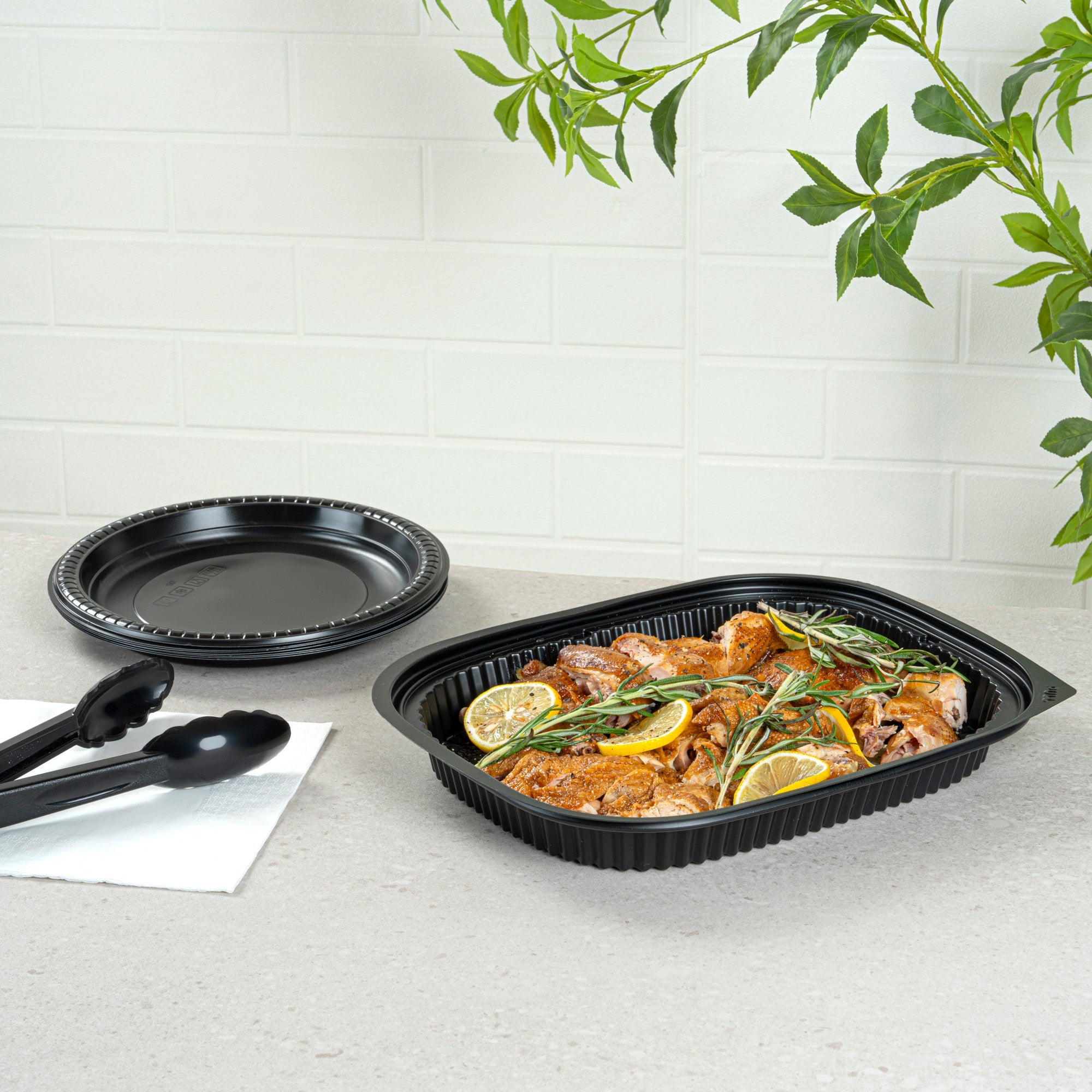 Chef 101 59 oz Rectangle Black Plastic Food Container - Microwavable - 13 1/2" x 9 1/2" x 1 1/2" - 20 count box