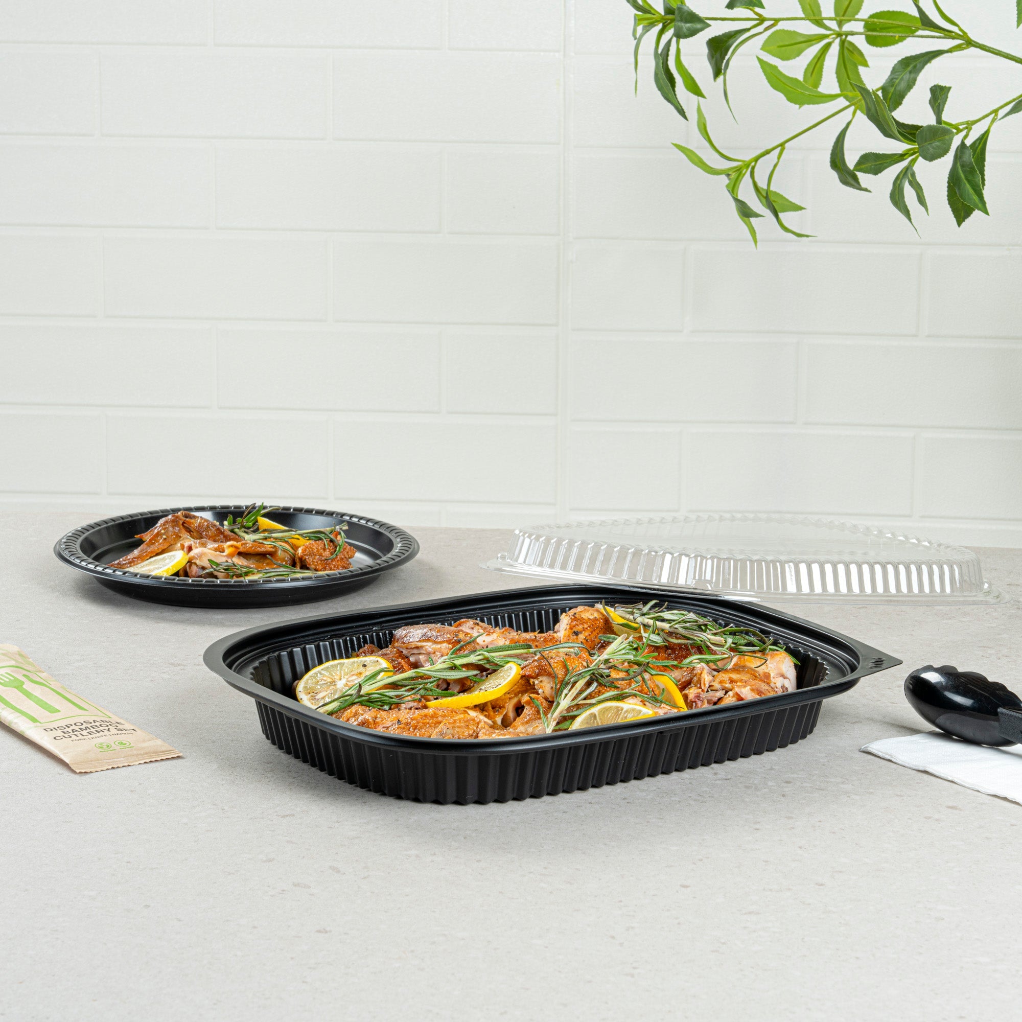 Chef 101 59 oz Rectangle Black Plastic Food Container - Microwavable - 13 1/2" x 9 1/2" x 1 1/2" - 20 count box