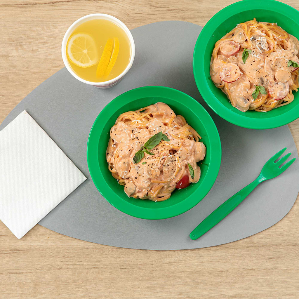 RW Kids 14 oz Round Green Plastic Bowl - 6 3/4" x 6 3/4" x 4 1/4" - 10 count box