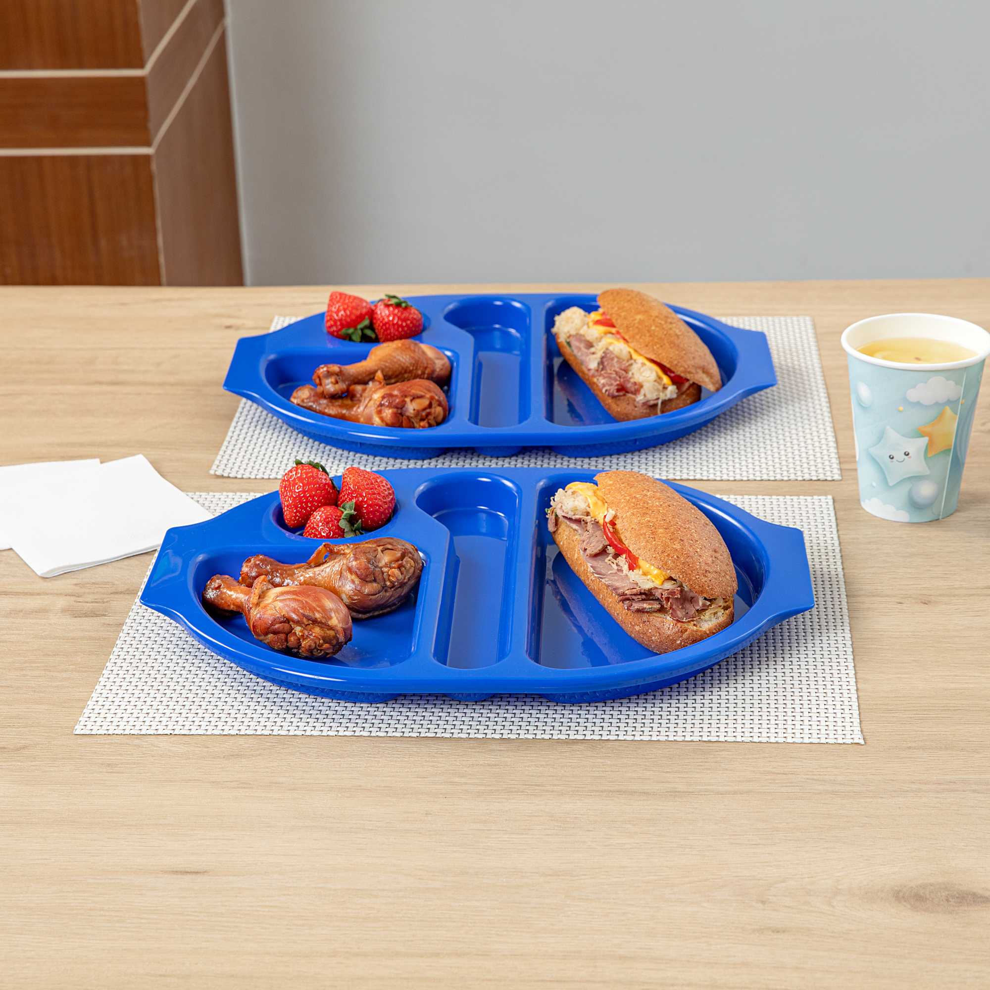 RW Kids Blue Plastic Lunch Tray - 4 Compartments - 14 3/4" x 11" x 1" - 10 count box