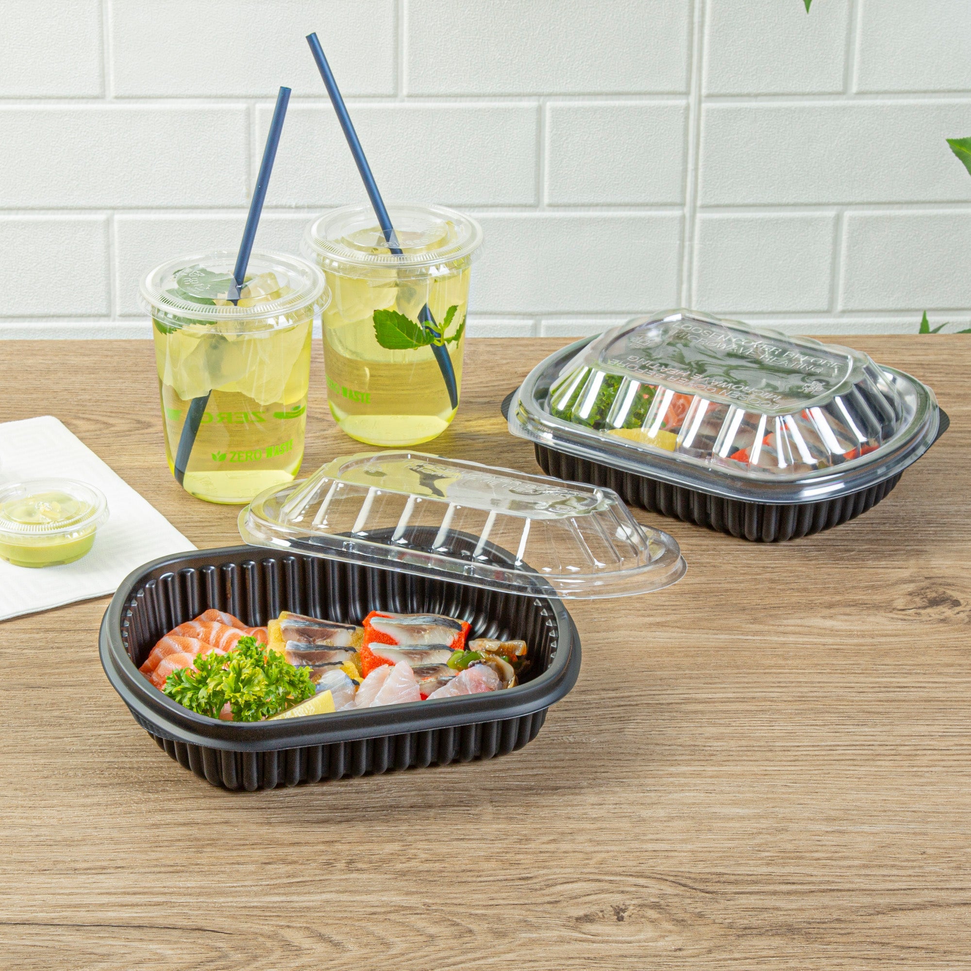Chef 101 24 oz Rectangle Black Plastic Food Container - with Clear Lid, Microwavable - 7 3/4" x 6 1/4" x 2 1/4" - 100 count box