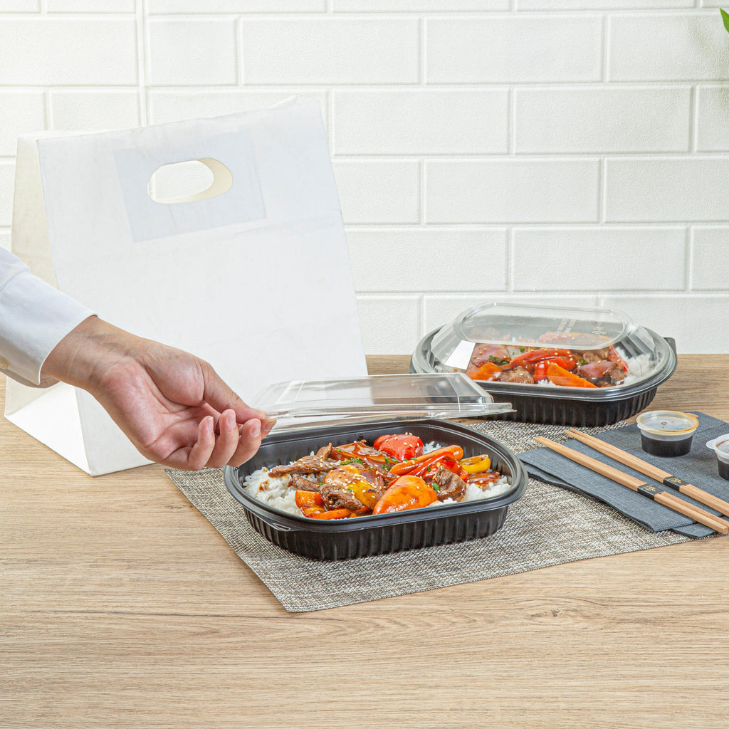 Chef 101 36 oz Rectangle Black Plastic Food Container - with Clear Lid, Microwavable - 9 1/4" x 7 3/4" x 2 3/4" - 100 count box