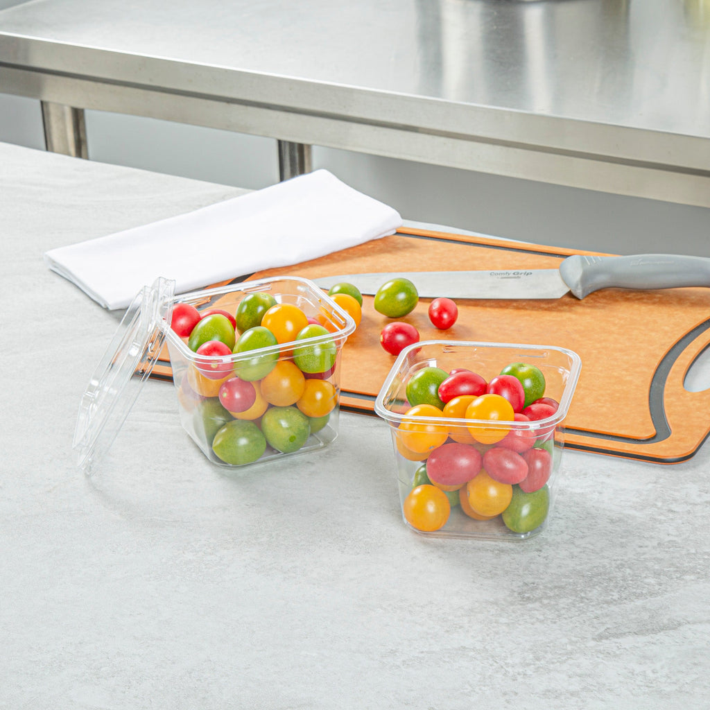 Thermo Tek 20 oz Square Clear Plastic Deli / Snack Container - 4 1/2" x 4 1/2" x 3 1/2" - 100 count box