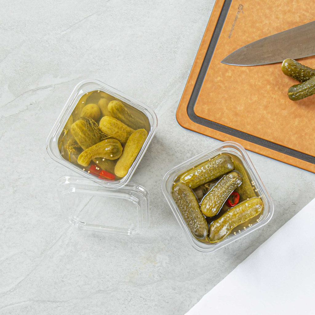 Thermo Tek 24 oz Square Clear Plastic Deli / Snack Container - 4 1/2" x 4 1/2" x 4 1/4" - 50 count box