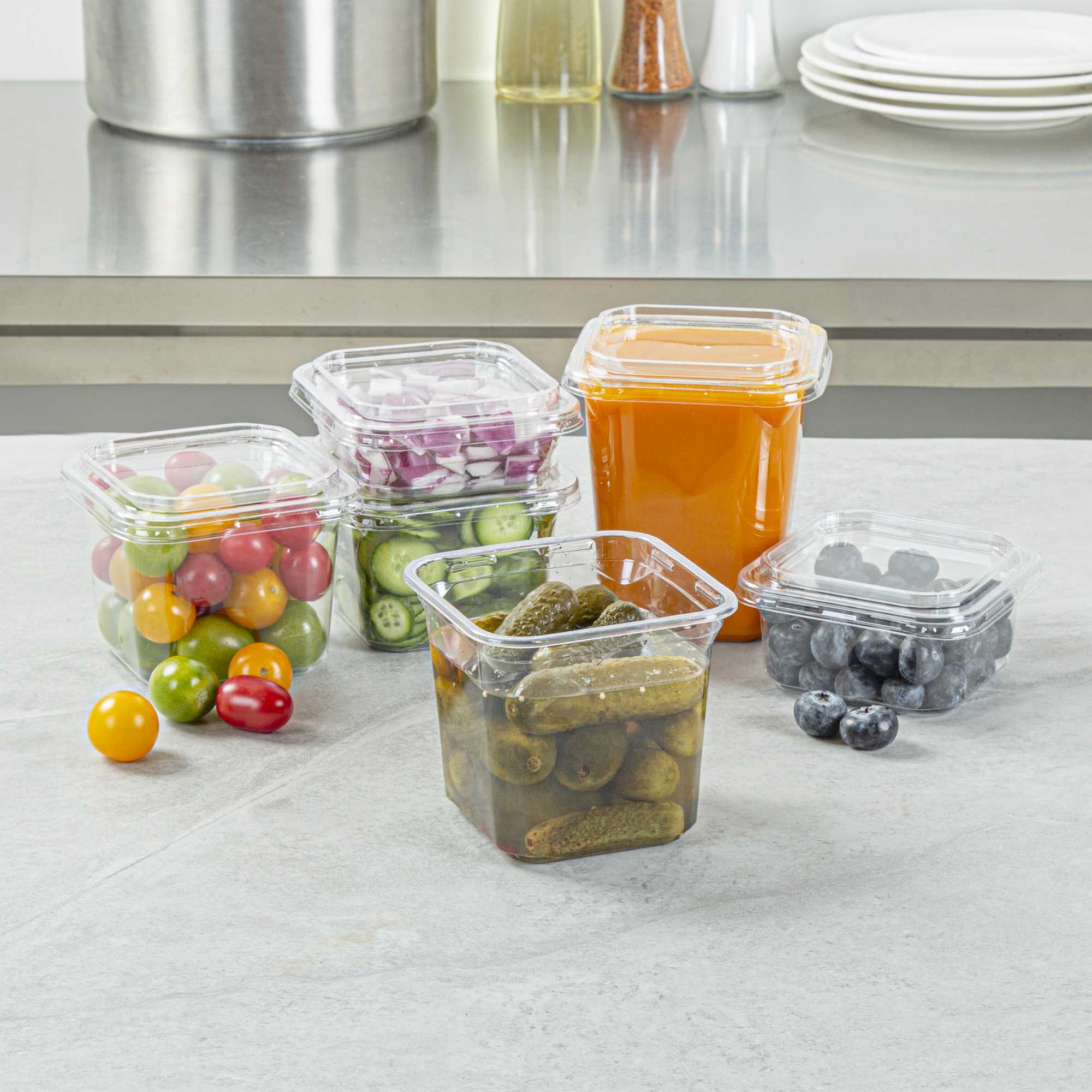 Thermo Tek 24 oz Square Clear Plastic Deli / Snack Container - 4 1/2" x 4 1/2" x 4 1/4" - 50 count box
