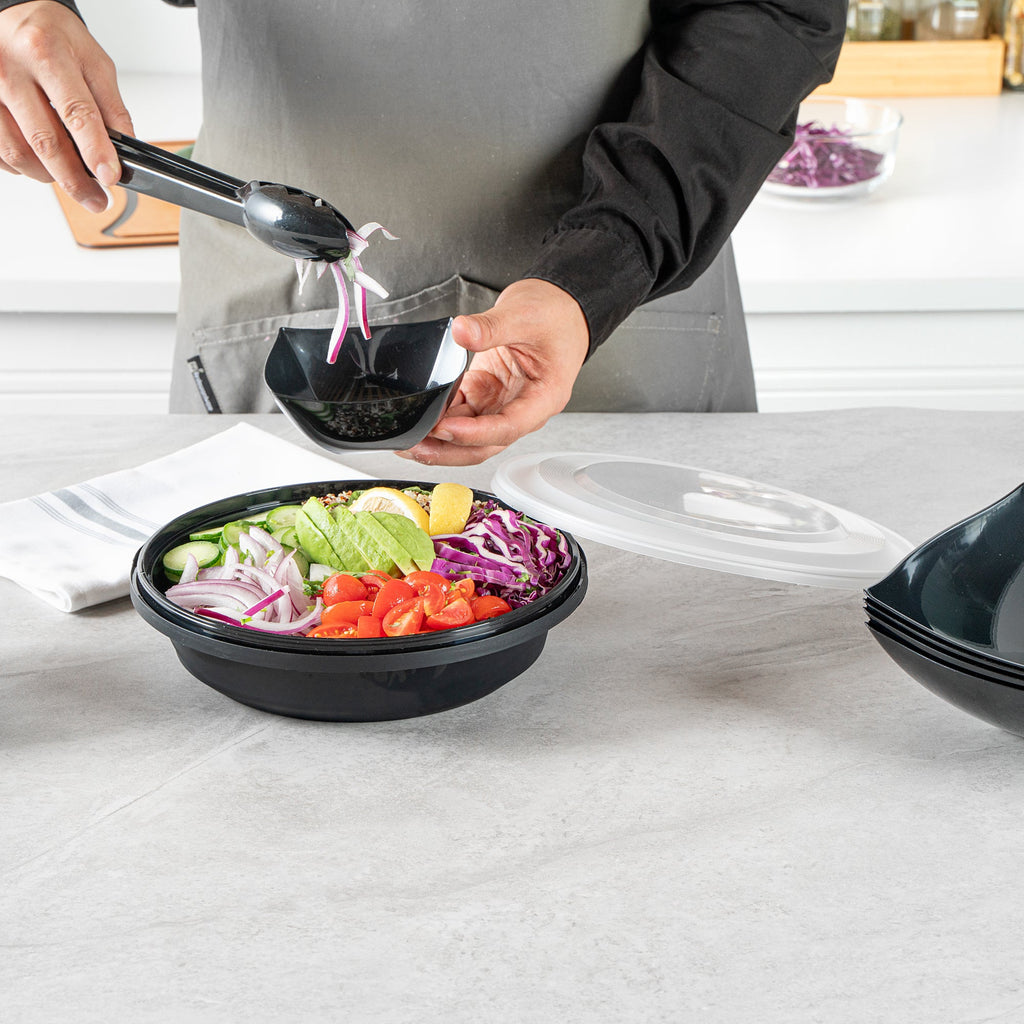Cater Tek 51 oz Round Black Plastic Catering / Serving Bowl - with Clear Lid, Microwavable - 9 1/4" x 9 1/4" x 3" - 100 count box