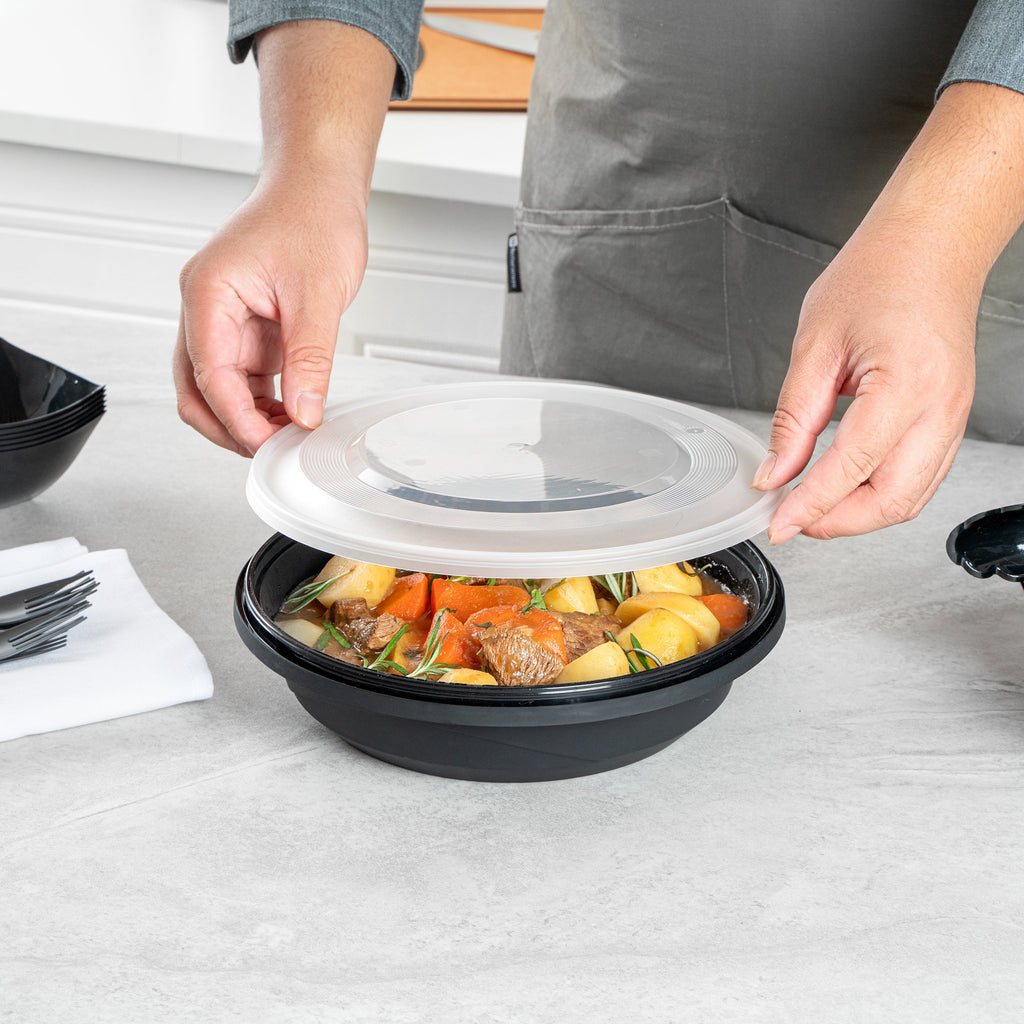 Cater Tek 58 oz Round Black Plastic Catering / Serving Bowl - with Clear Lid, Microwavable - 8" x 8" x 3 3/4" - 100 count box