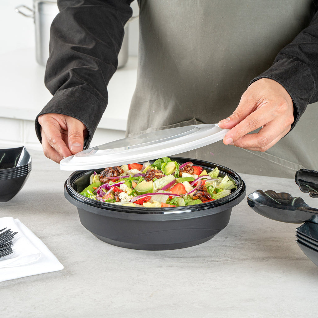 Cater Tek 68 oz Round Black Plastic Catering / Serving Bowl - with Clear Lid, Microwavable - 9 3/4" x 9 3/4" x 3" - 100 count box