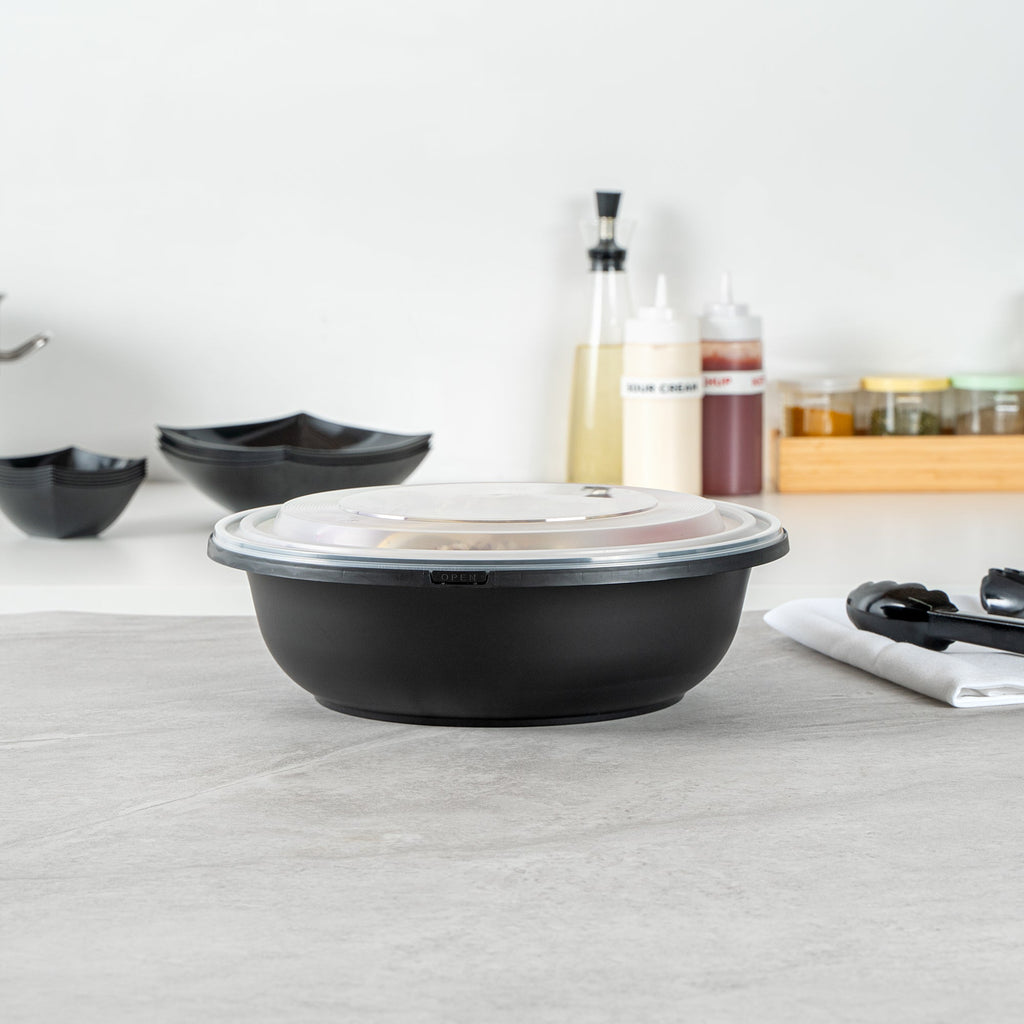 Cater Tek 142 oz Round Black Plastic Catering / Serving Bowl - with Clear Lid, Microwavable - 11 3/4" x 11 3/4" x 4" - 50 count box