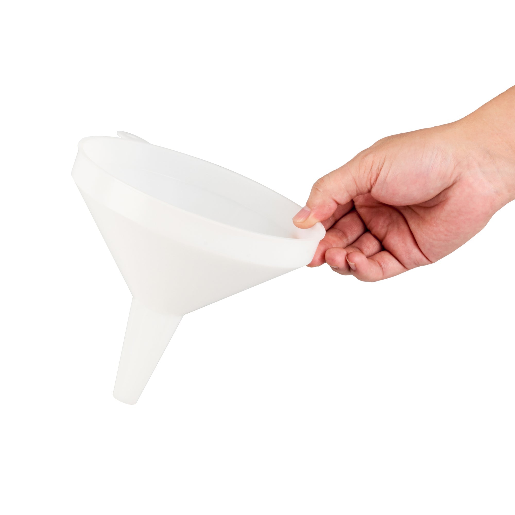 Met Lux 24 oz White Plastic Funnel - 6 3/4" x 6" x 5 1/2" - 1 count box