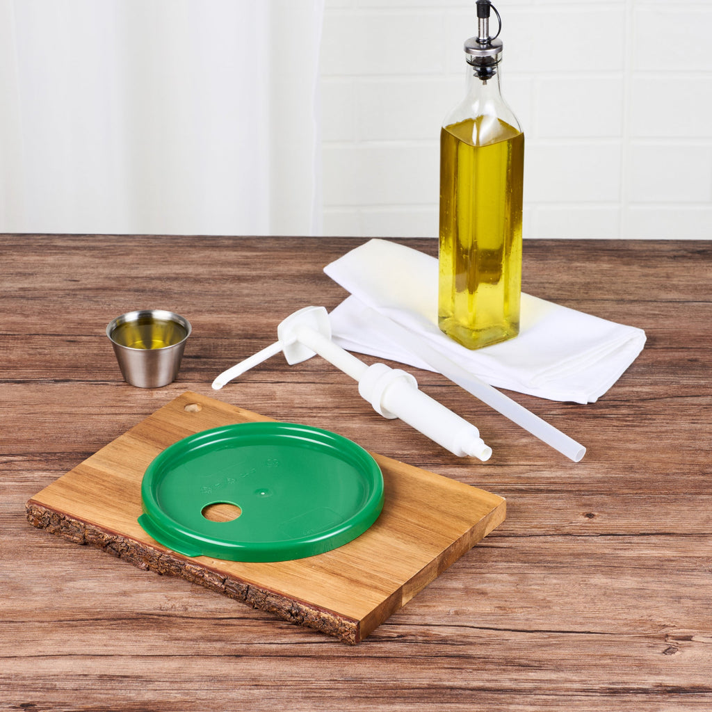 Met Lux Round Green Plastic Lid - Fits 4 qt Food Storage Container - 1 count box