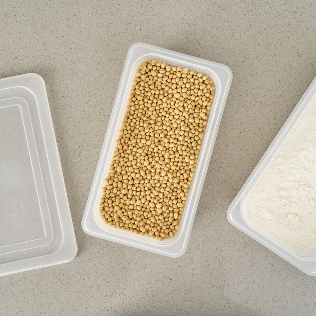 Met Lux Rectangle White Polypropylene 1/3 Size Food Pan - 2.5" Deep, with Label - 10 count box