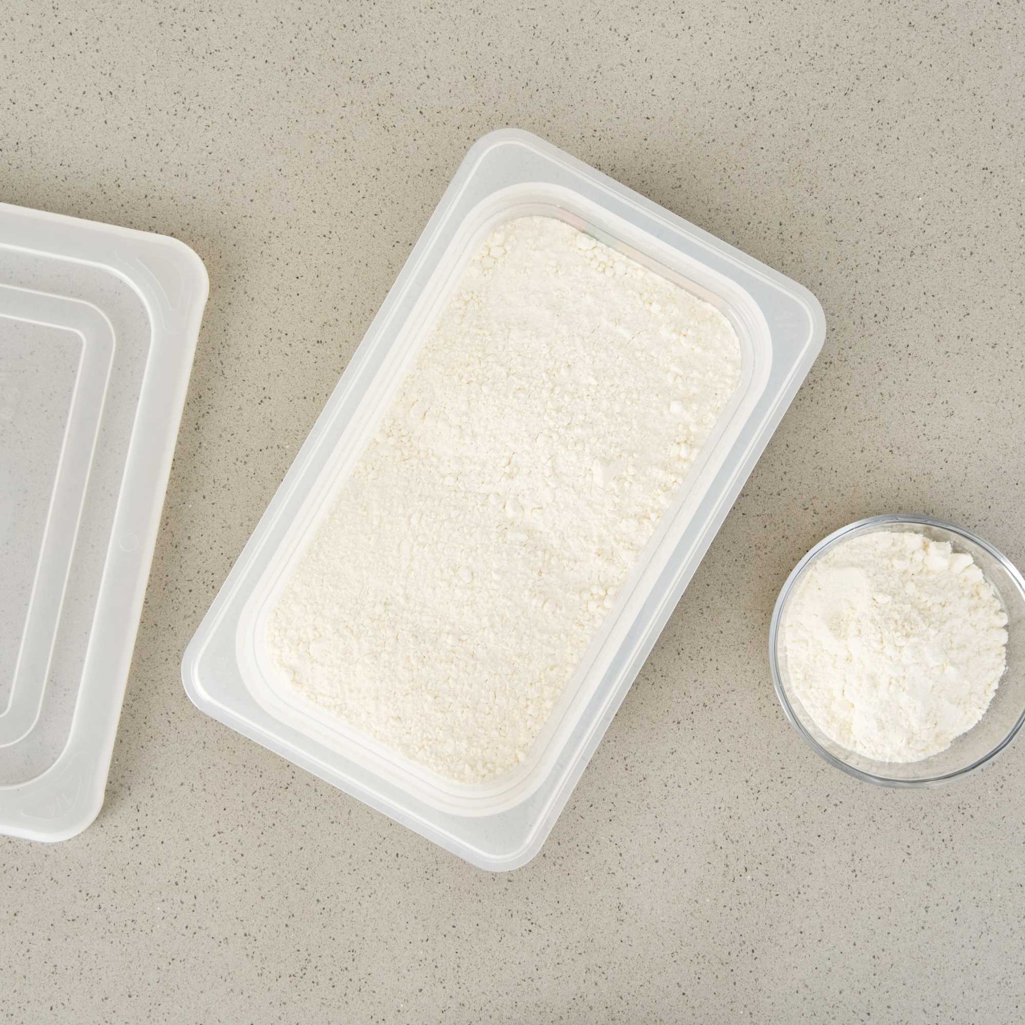 Met Lux Rectangle White Polypropylene 1/4 Size Food Pan - 4" Deep, with Label - 1 count box