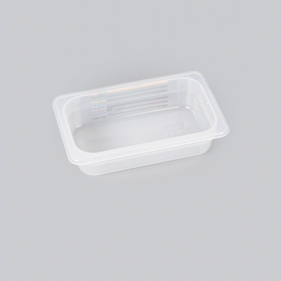 Met Lux Rectangle White Polypropylene 1/4 Size Food Pan - 2.5" Deep, with Label - 1 count box