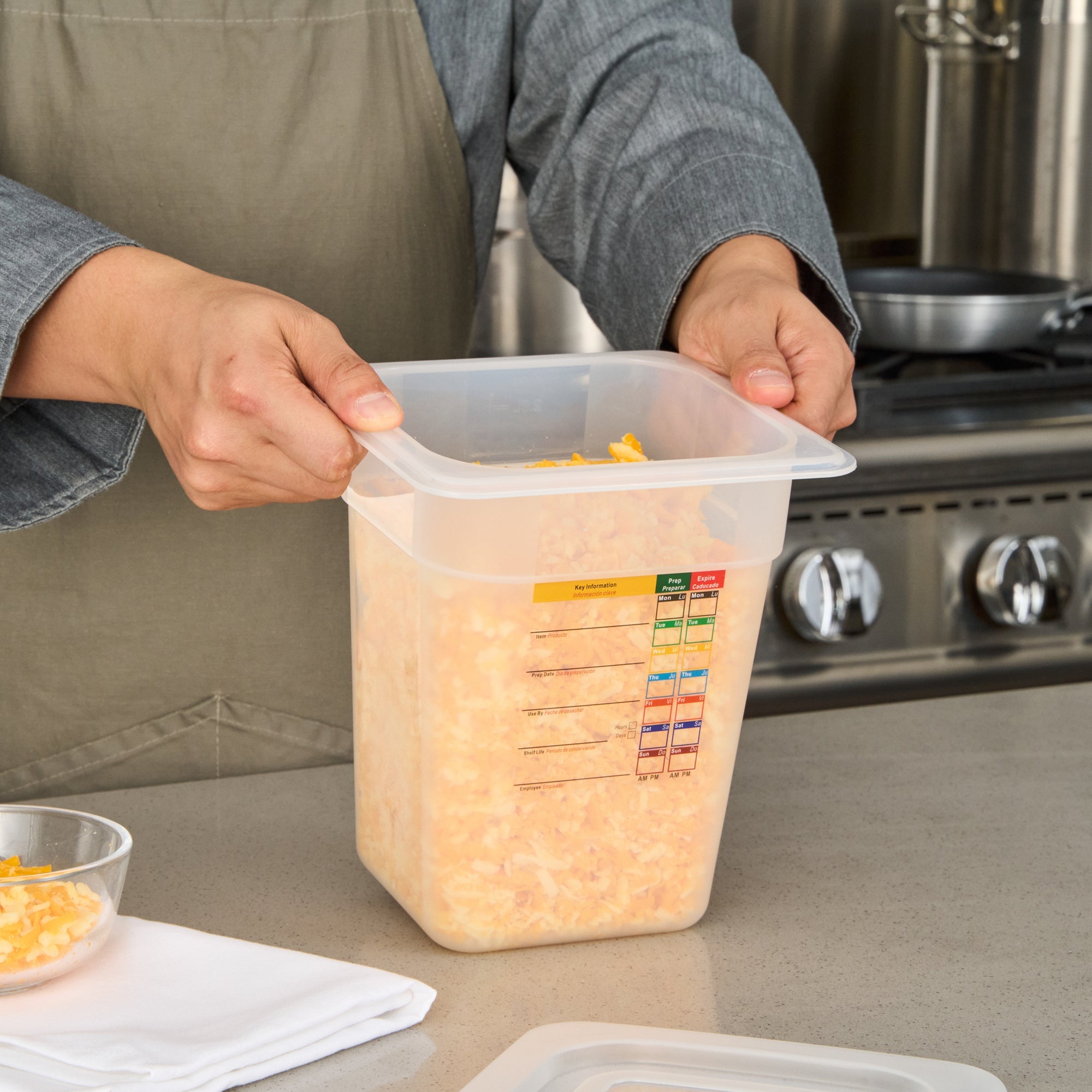 Met Lux Square White Polypropylene 1/6 Size Food Pan - 8" Deep, with Label - 6 3/4" x 6 1/4" x 7 3/4" - 10 count box