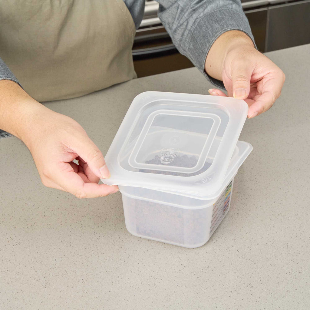 Met Lux Square Clear Polypropylene Lid - Fits 1/6 Size Food Pan - 7" x 6 1/2" - 1 count box