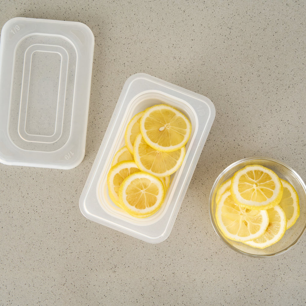 Met Lux Rectangle White Polypropylene 1/9 Size Food Pan - 2.5" Deep, with Label - 10 count box