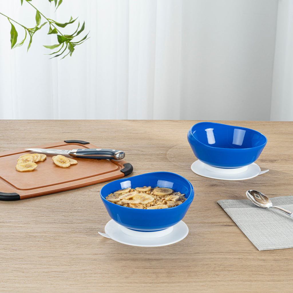 Adapt Tek 19 oz Round Blue Plastic Scoop Bowl - Spillproof, with Suction Base - 5 3/4" x 5 3/4" x 3" - 1 count box
