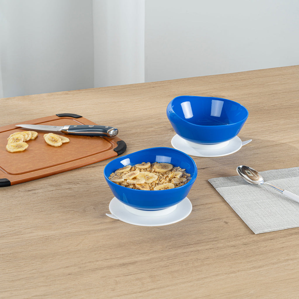 Adapt Tek 19 oz Round Blue Plastic Scoop Bowl - Spillproof, with Suction Base - 5 3/4" x 5 3/4" x 3" - 1 count box