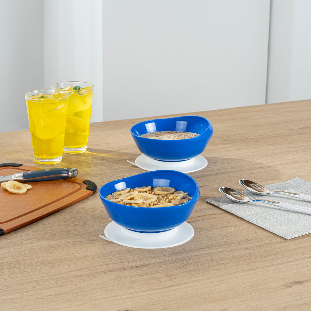 Adapt Tek 19 oz Round Blue Plastic Scoop Bowl - Spillproof, with Suction Base - 5 3/4" x 5 3/4" x 3" - 1 count box