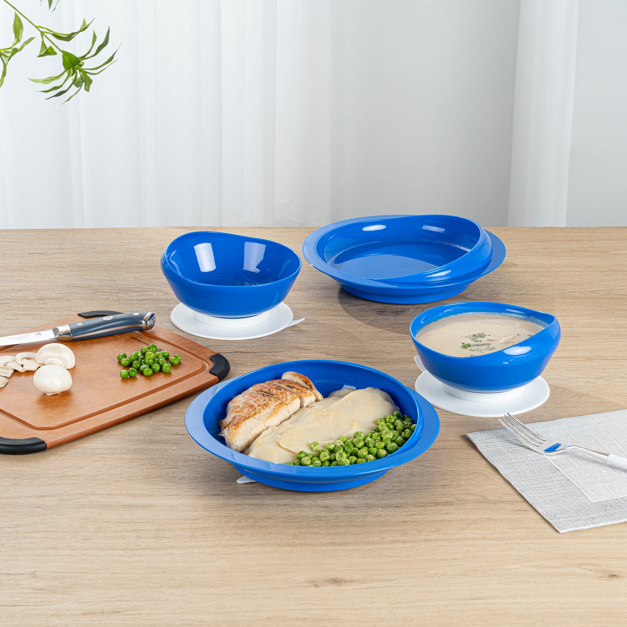 Adapt Tek Blue Plastic 2-Piece Scoop Plate and Bowl Set - Spillproof, with Suction Base - Includes 20 Plates and 20 Bowls