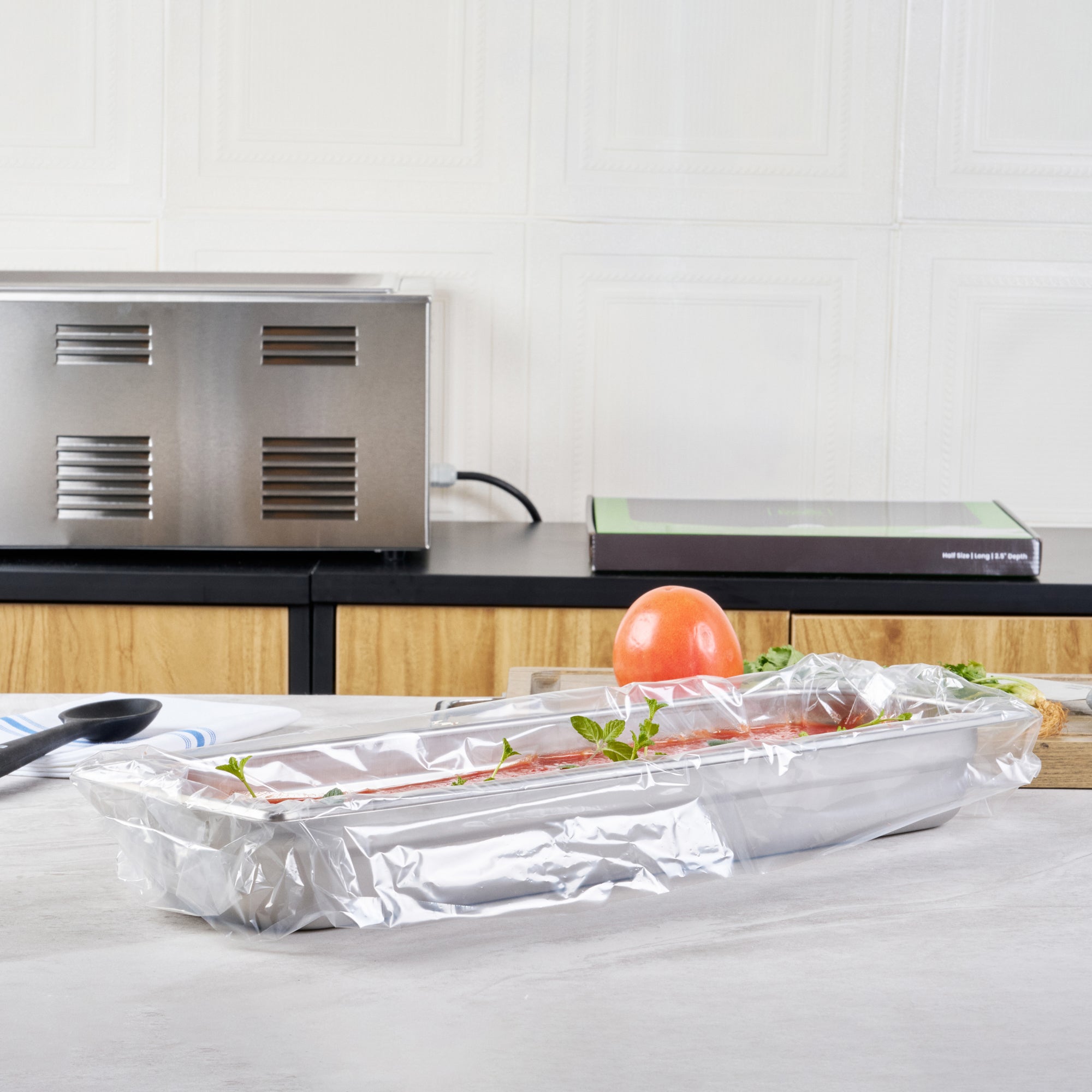 Fresh Hero Nylon Half Size Long Steam Table Pan Liner - 2.5" Depth - 27" x 10" - 100 count box