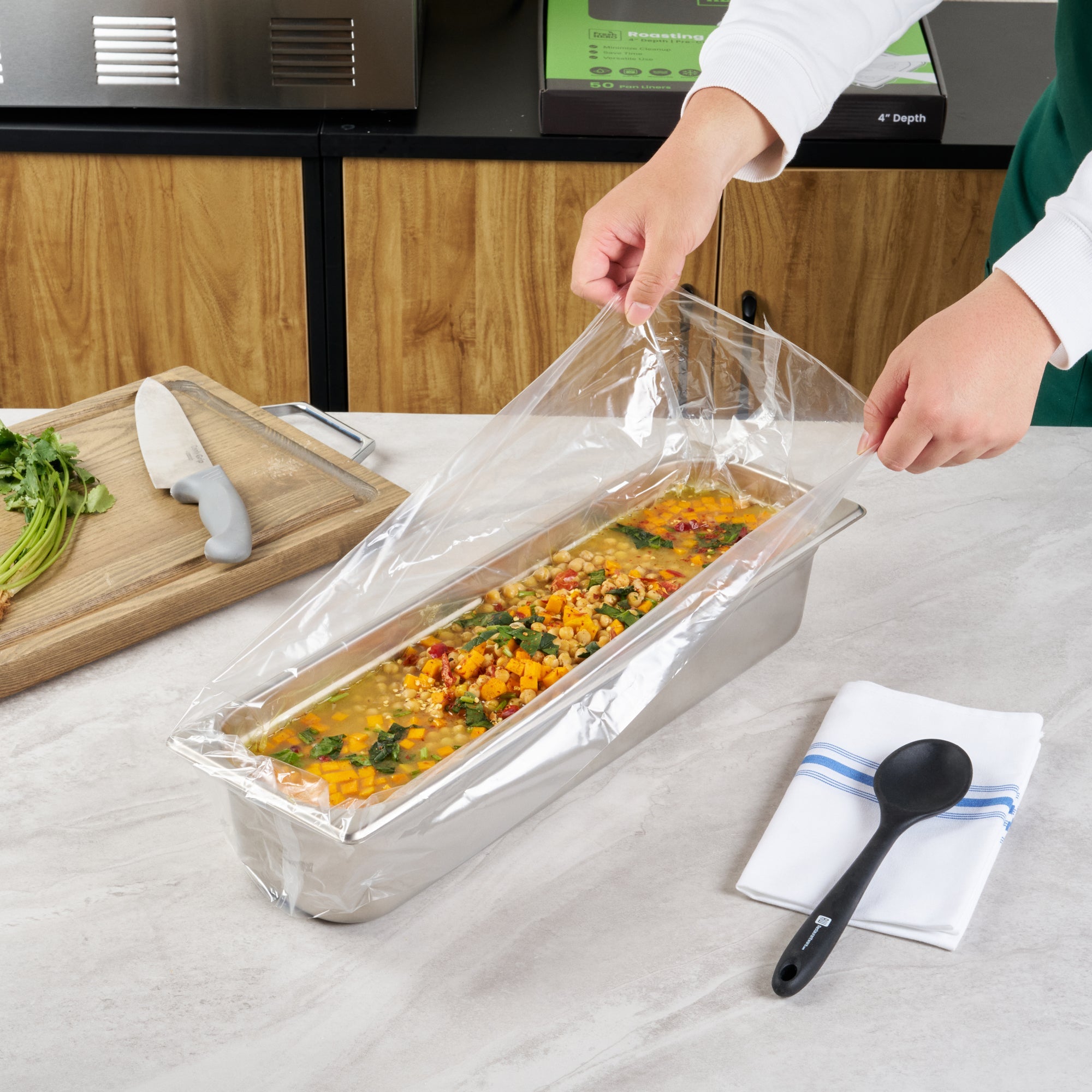 Fresh Hero Nylon Roasting Pan Liner - 4" Depth - 42" x 14" - 50 count box