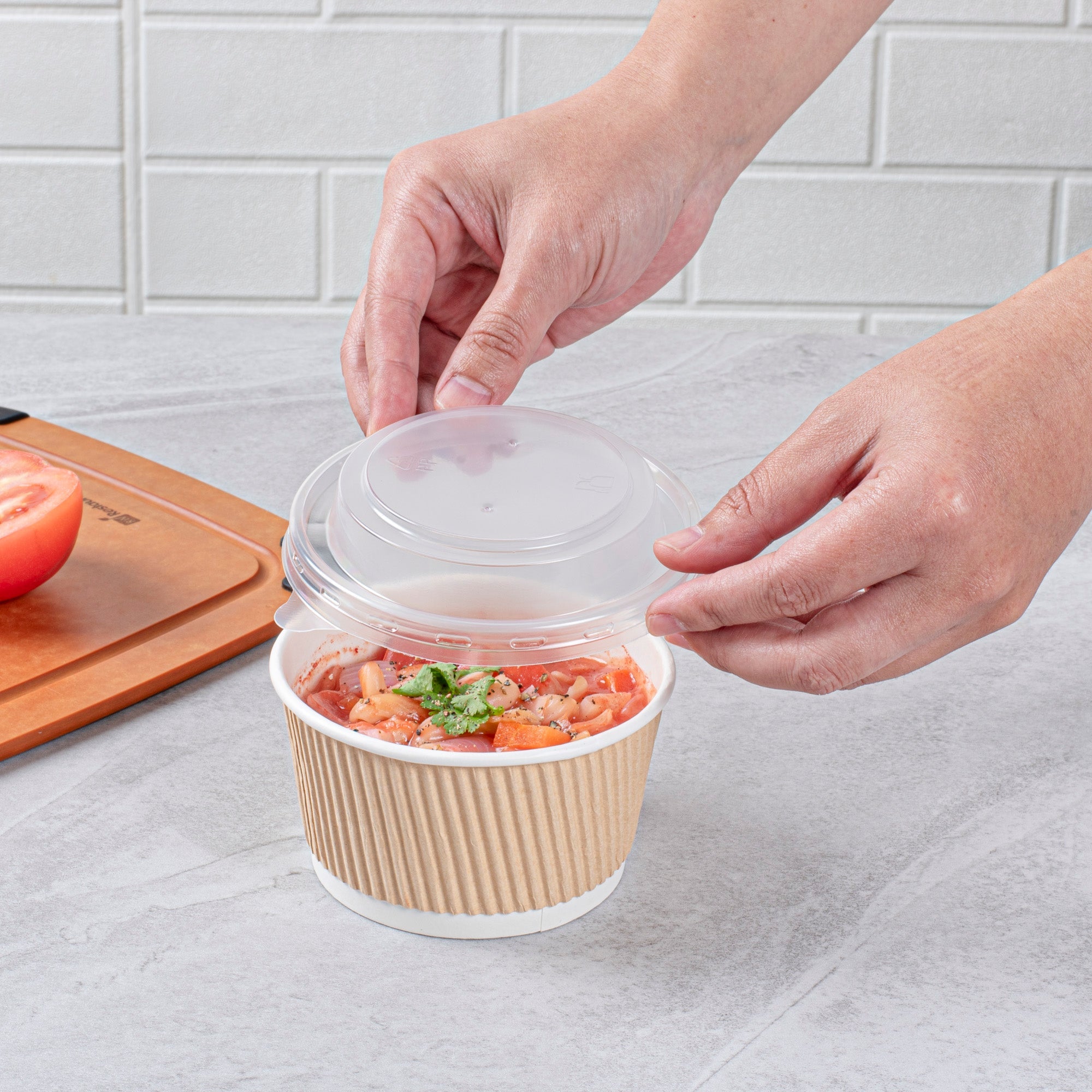 Bio Tek Round Clear Plastic Soup Container Lid - Fits 12 / 18 oz - 200 count box