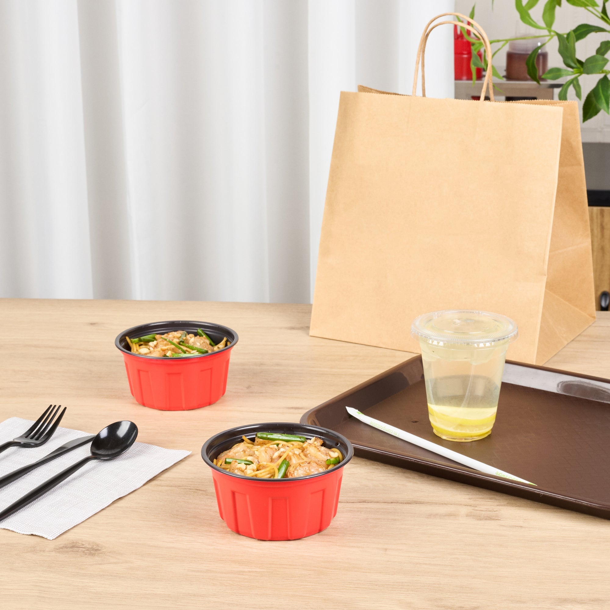 Bento Tek 12 oz Round Red Plastic To Go Box - Microwave-Safe - 4 3/4" x 4 3/4" x 2 1/4" - 50 count box