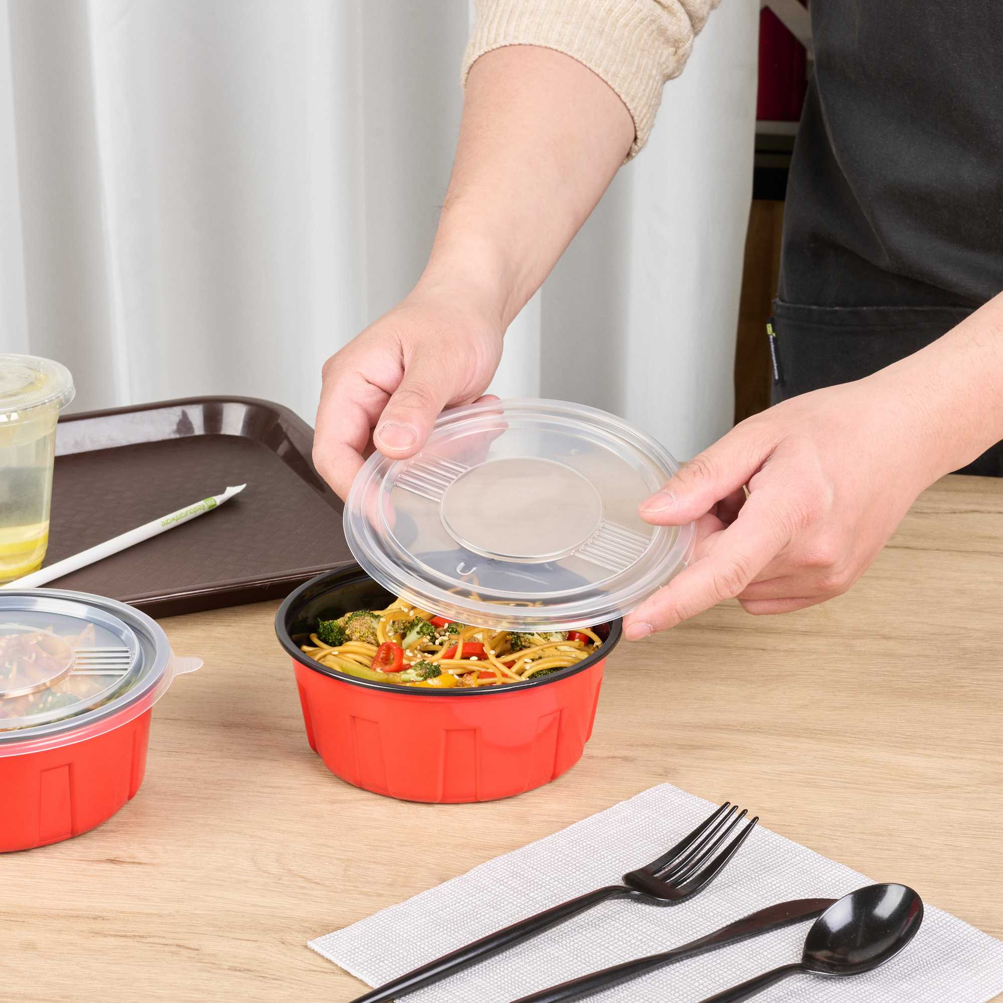 Bento Tek Round Clear Plastic Lid - Fits 23 oz To Go Box - 6" x 6" - 200 count box
