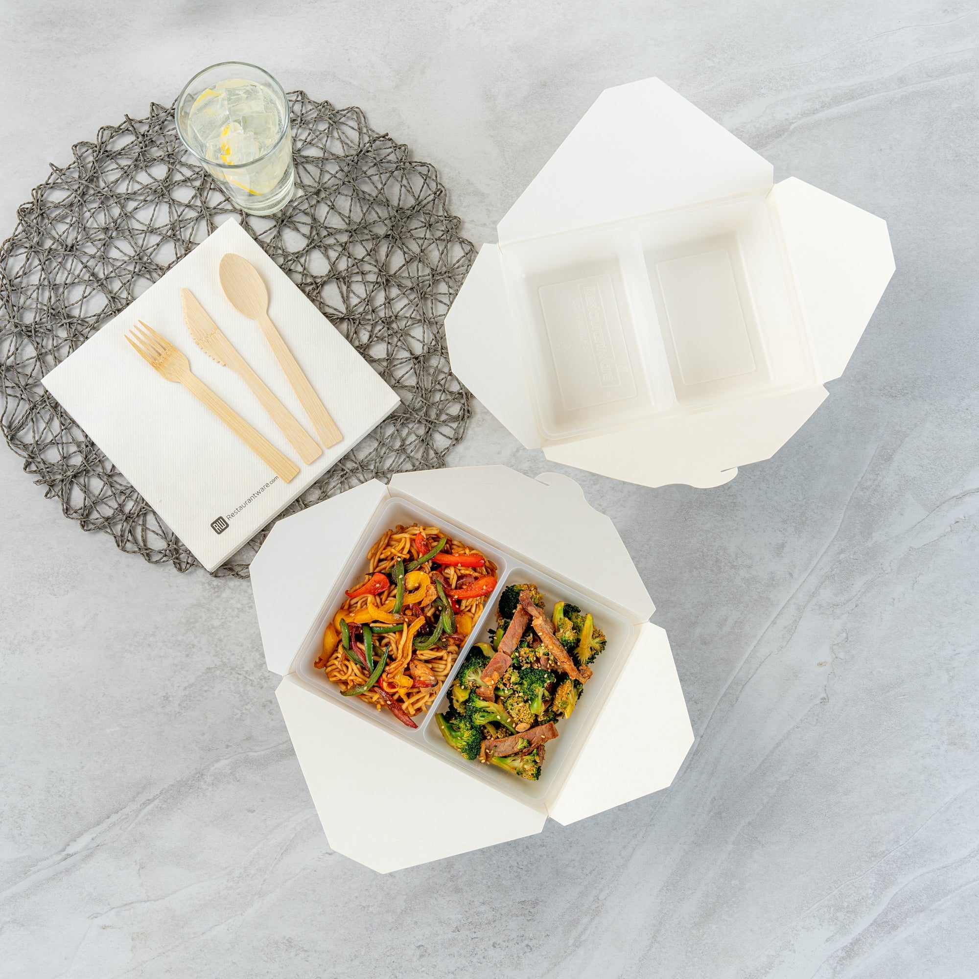 Bio Tek 43 oz White Plastic 2-Compartment Insert Tray - Fits 49 / 71 / 98 Bio Box Take Out Container, Microwave-Safe - 200 count box