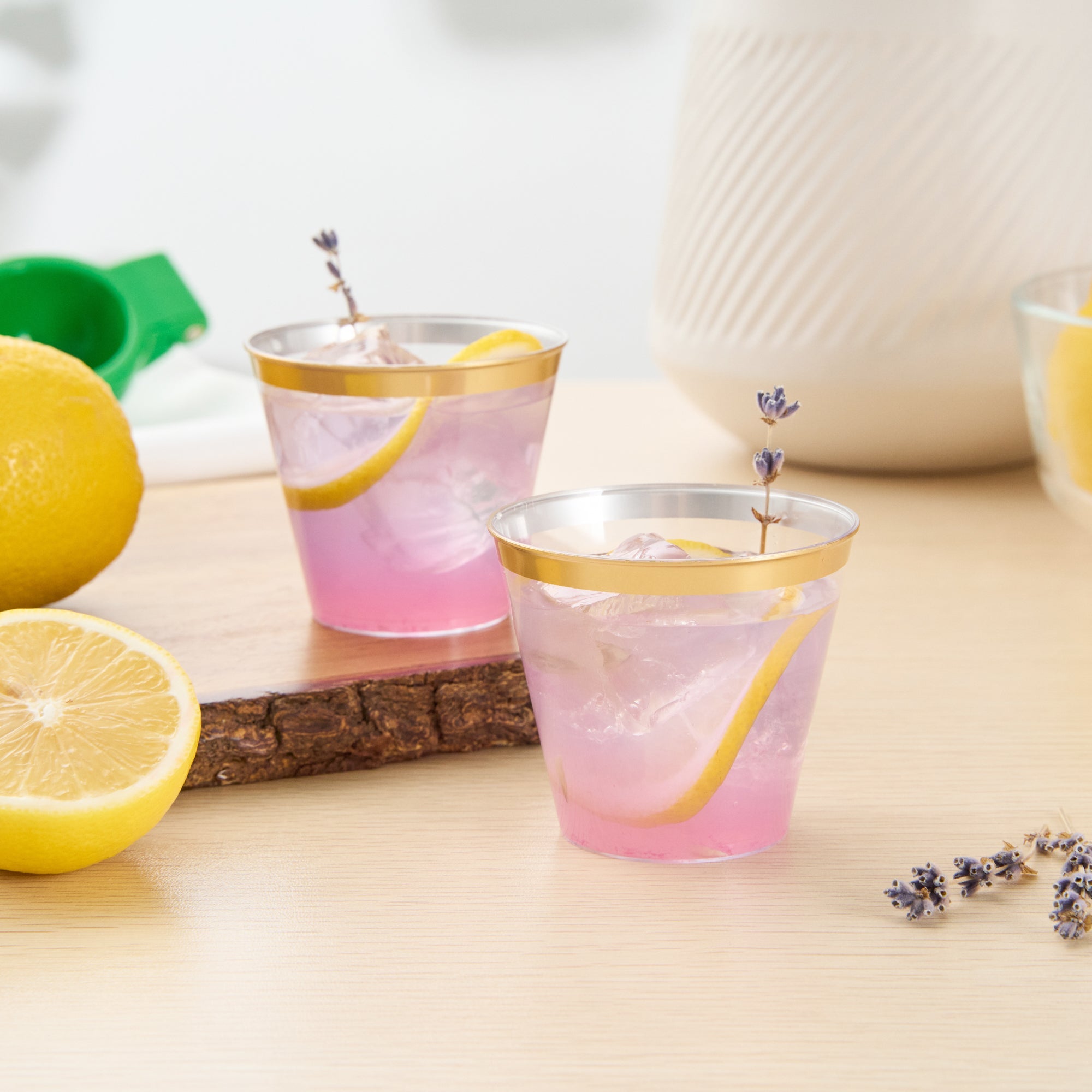 Chef 101 5 oz Clear Plastic Tumbler - with Gold Rim - 2 3/4" x 2 3/4" x 2 1/4" - 20 count box