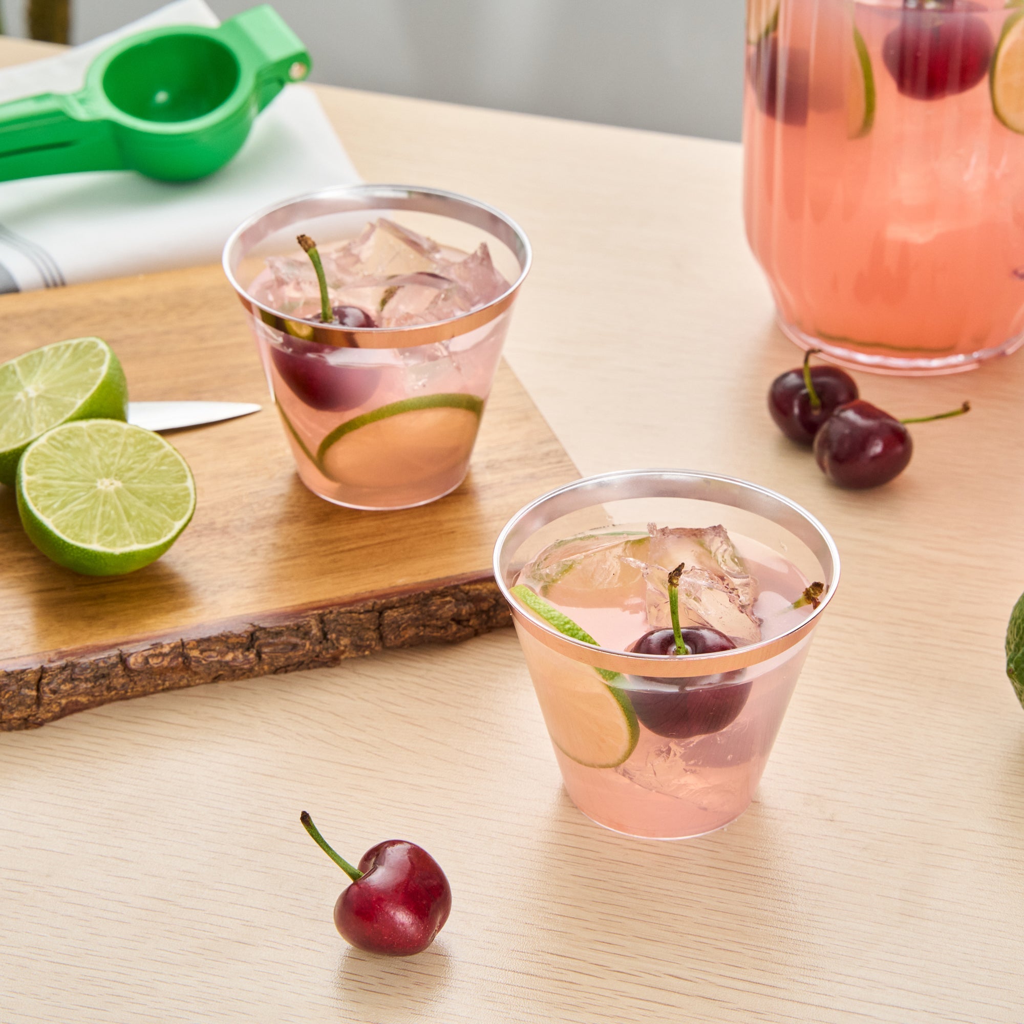 Chef 101 9 oz Clear Plastic Tumbler - with Rose Gold Rim - 3 1/2" x 3 1/2" x 2 3/4" - 20 count box