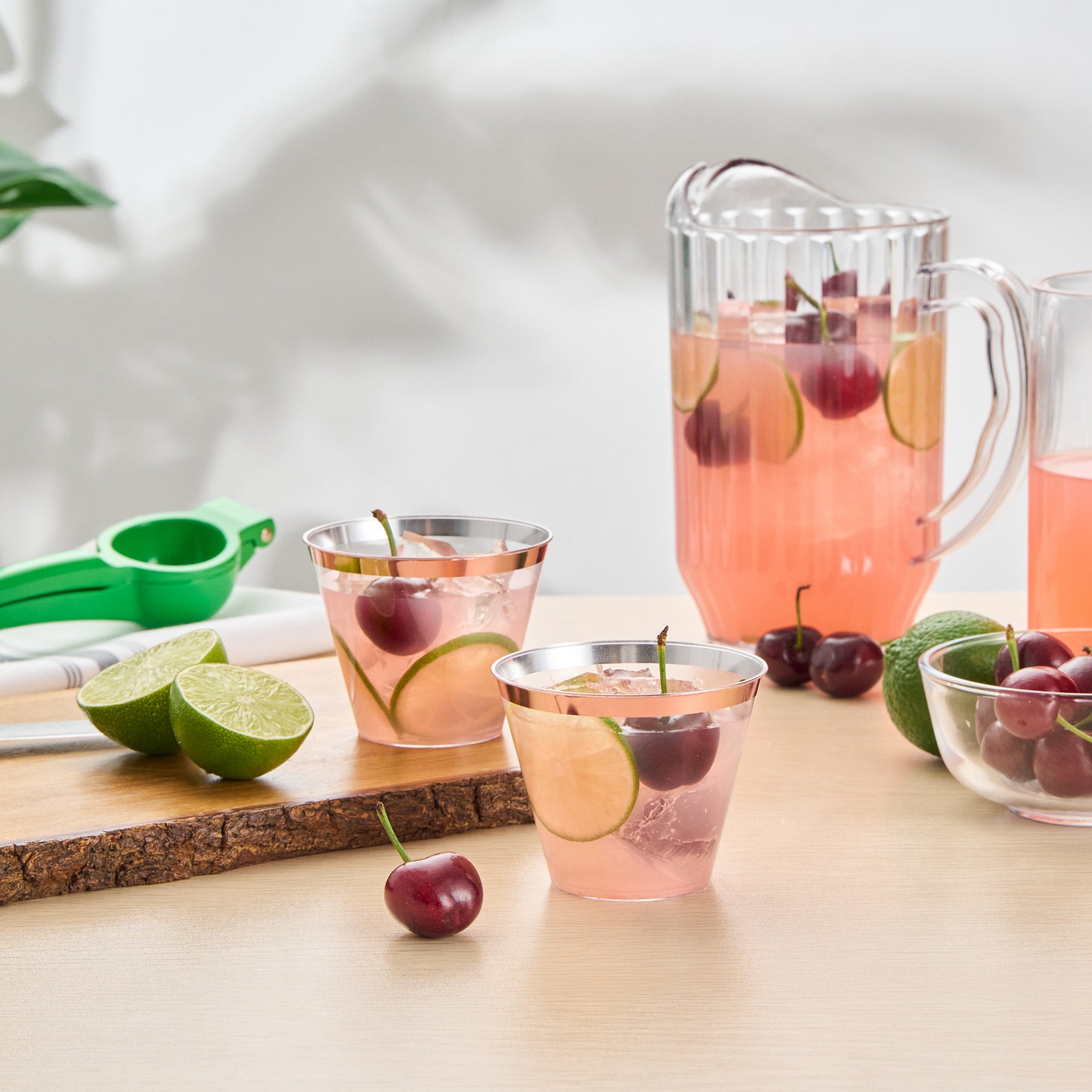 Chef 101 9 oz Clear Plastic Tumbler - with Rose Gold Rim - 3 1/2" x 3 1/2" x 2 3/4" - 500 count box