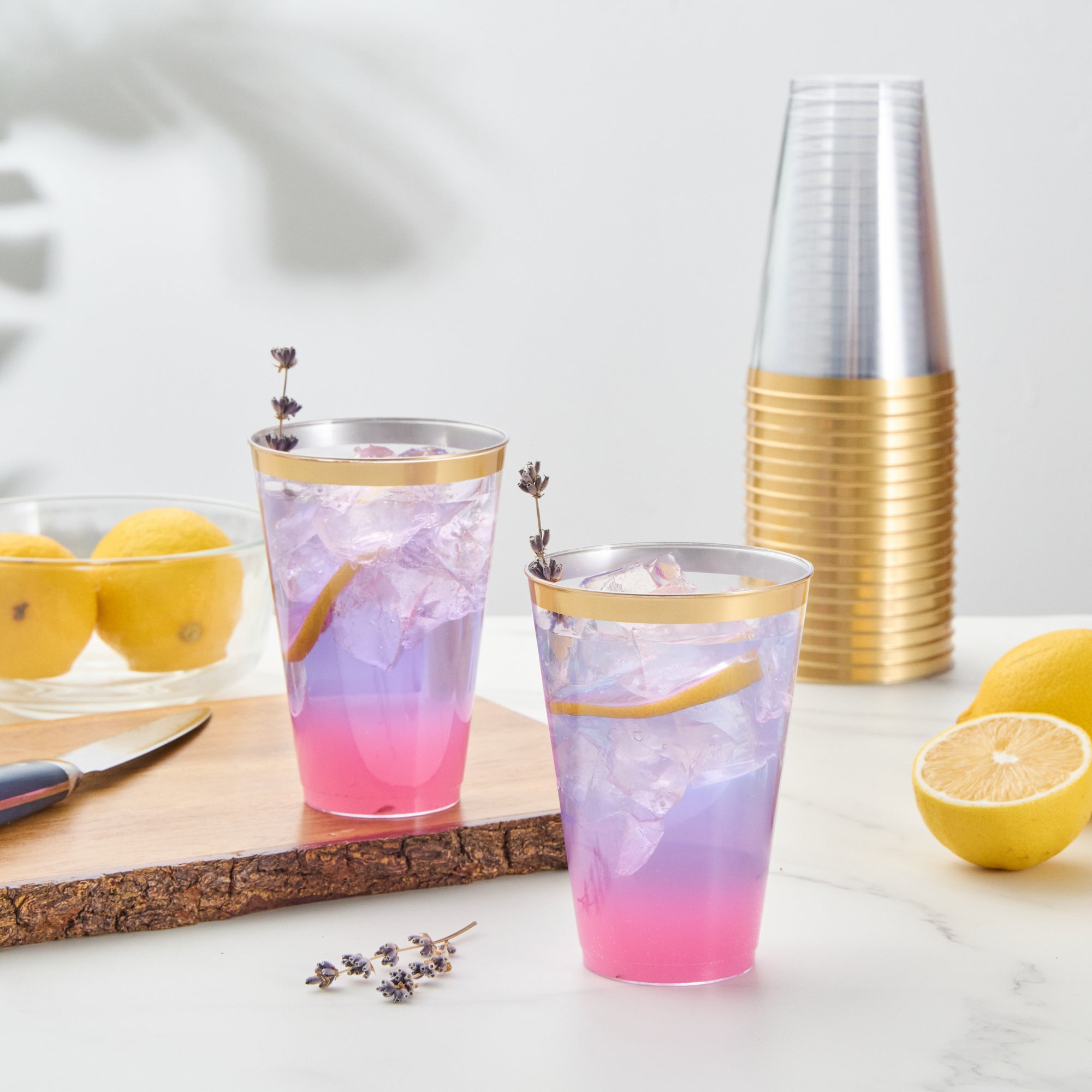 Chef 101 14 oz Clear Plastic Tumbler - with Gold Rim - 3 1/4" x 3 1/4" x 4 3/4" - 20 count box