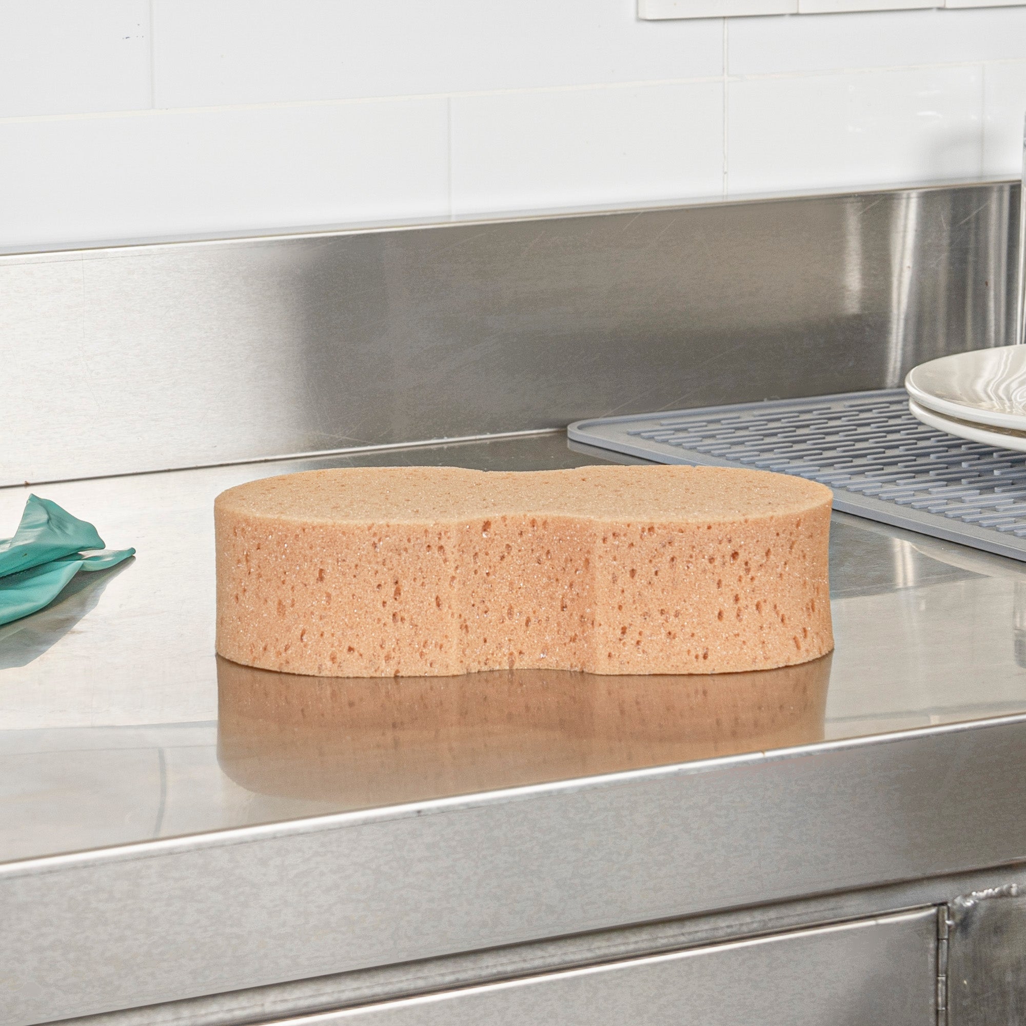 Clean Tek Professional Jumbo Beige Sponge - 8 3/4" x 4 1/4" x 2 1/4" - 100 count box