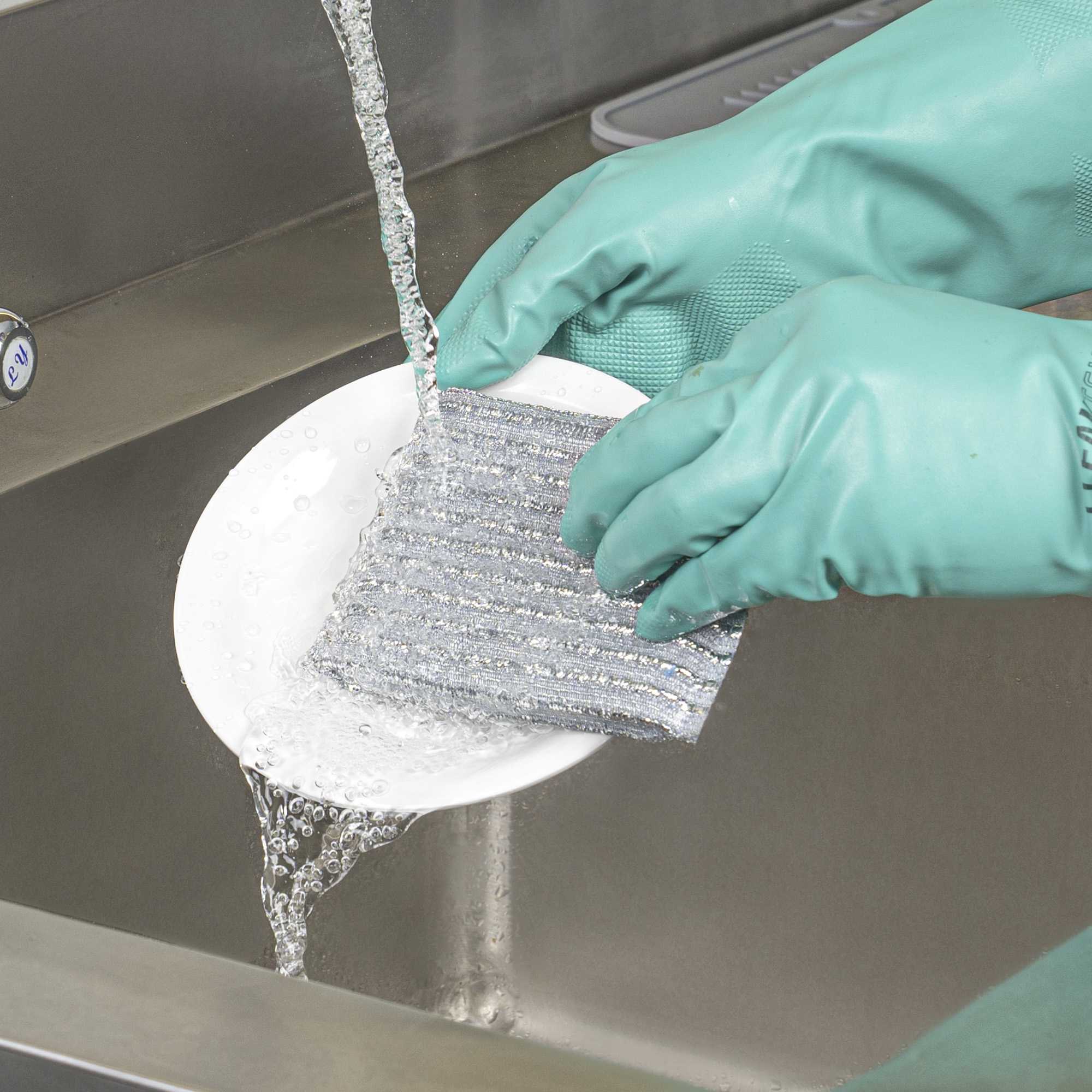 Clean Tek Professional Multi-Purpose Silver Scrub Sponge - Striped Texture, Non-Scratch - 5" x 3 1/4" x 1/2" - 3 count box