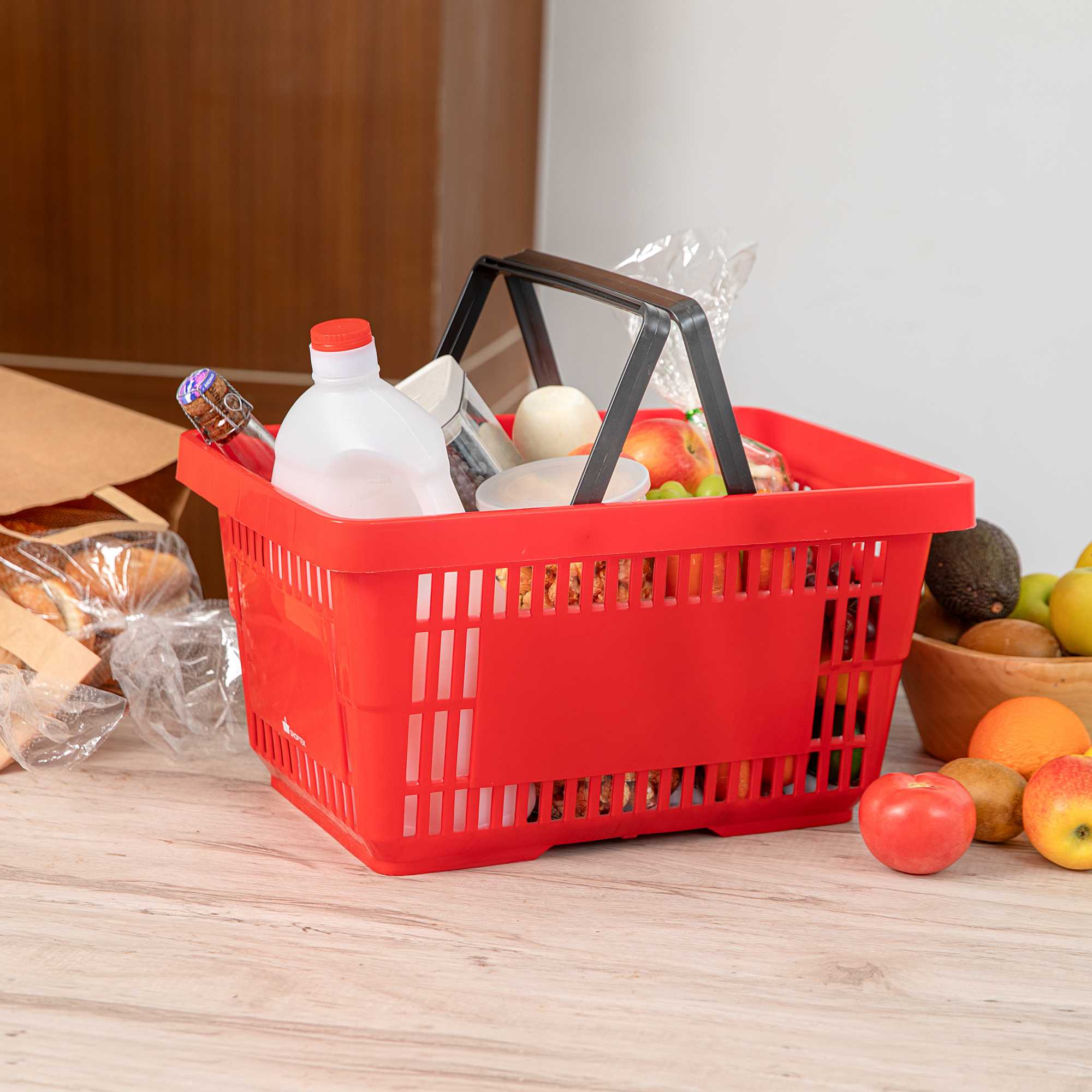 Shop Tek Red Plastic Grocery Market Shopping Basket - with Plastic Handles - 17" x 11 3/4" - 1 count box
