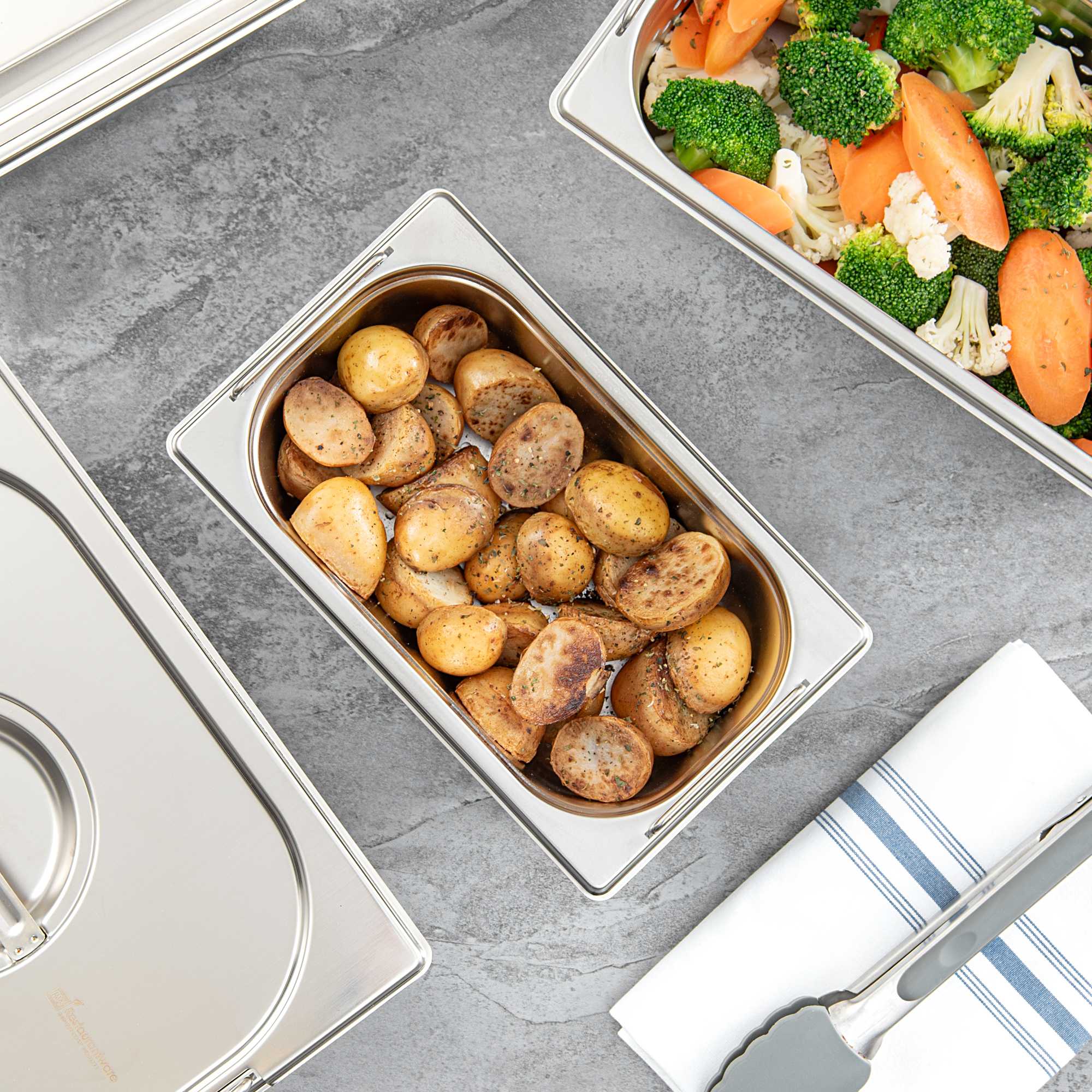 Met Lux Rectangle Stainless Steel 1/4 Size Steam Table Pan - 2.5 Inch Deep - Anti Jam, Collapsible Handles - 1 count box
