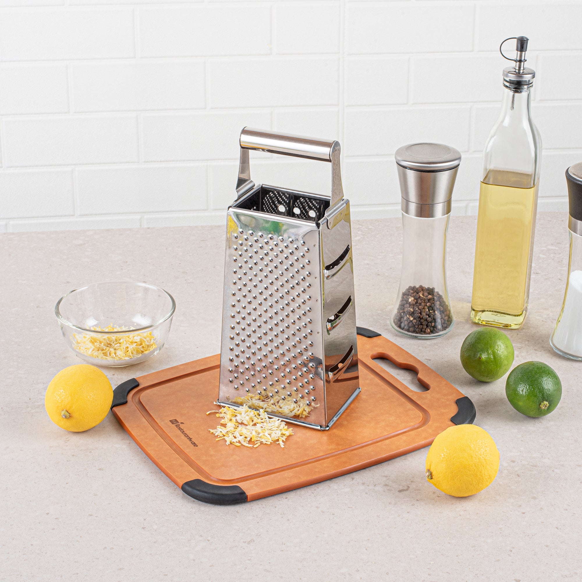 Met Lux Stainless Steel Heavy-Duty Four-Sided Cheese Grater - 4 1/4" x 3 1/4" x 10" - 1 count box