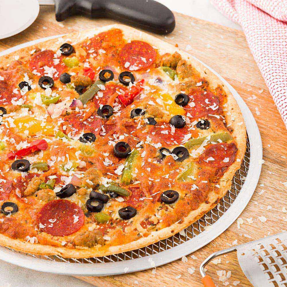 Met Lux Aluminum Mesh Pizza Screen - 12" x 12" - 1 count box