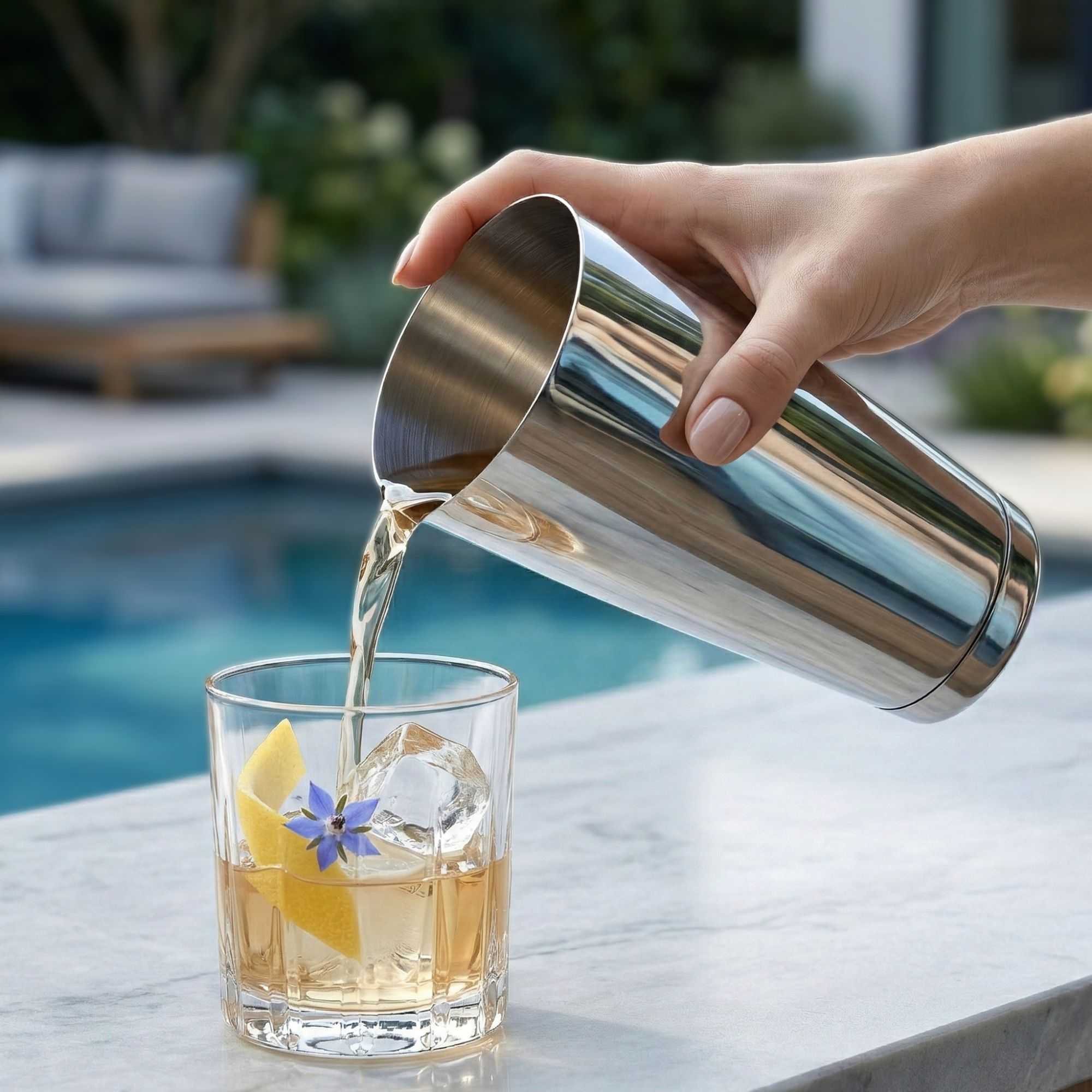 Bar Lux 16 oz Stainless Steel Cocktail Shaker Tin - Weighted, Mirrored Finish - 3 1/4" x 3 1/4" x 4" - 1 count box