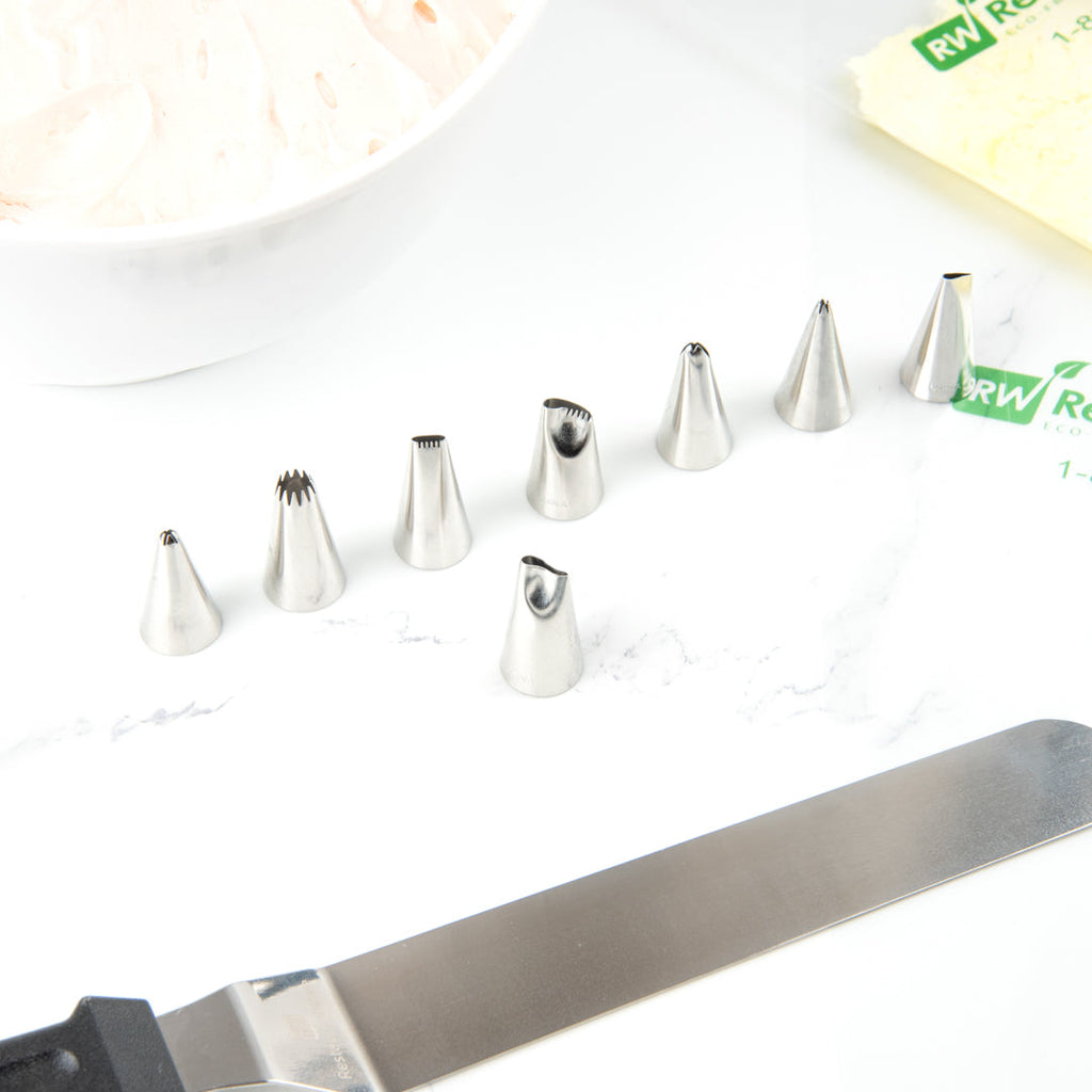 Pastry Tek Stainless Steel #97 Petal Piping Tip - 3/4" x 3/4" x 1 1/4" - 1 count box