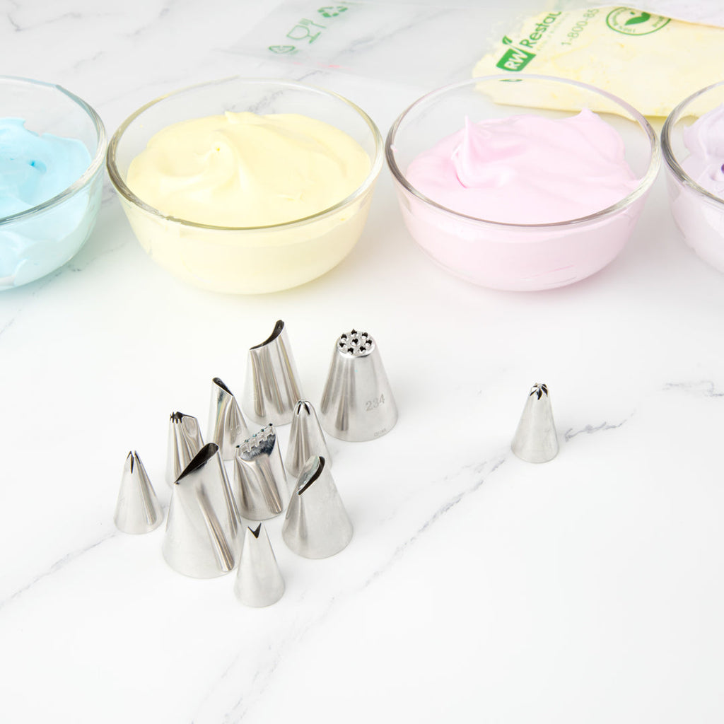 Pastry Tek Stainless Steel #107 Drop Flower Piping Tip - 3/4" x 3/4" x 1 1/4" - 1 count box