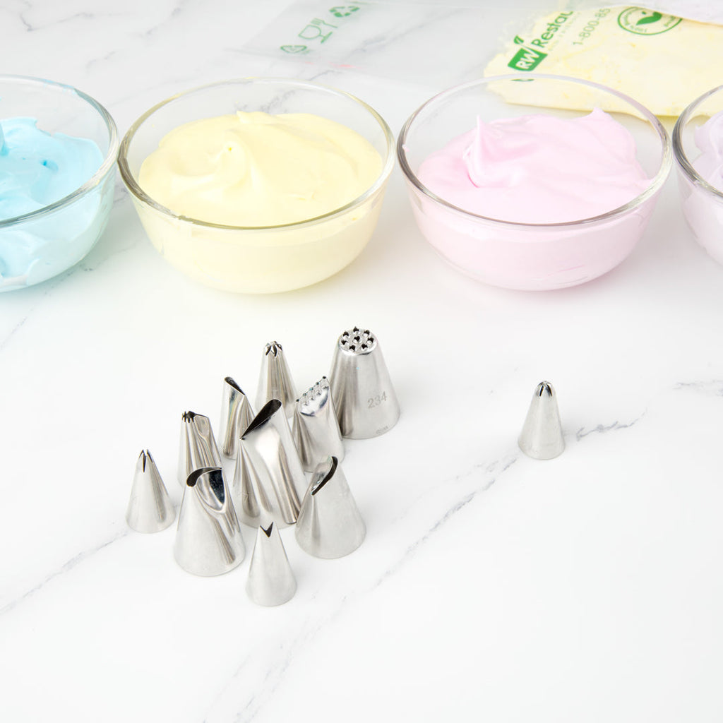 Pastry Tek Stainless Steel #224 Drop Flower Piping Tip - 3/4" x 3/4" x 1 1/4" - 1 count box