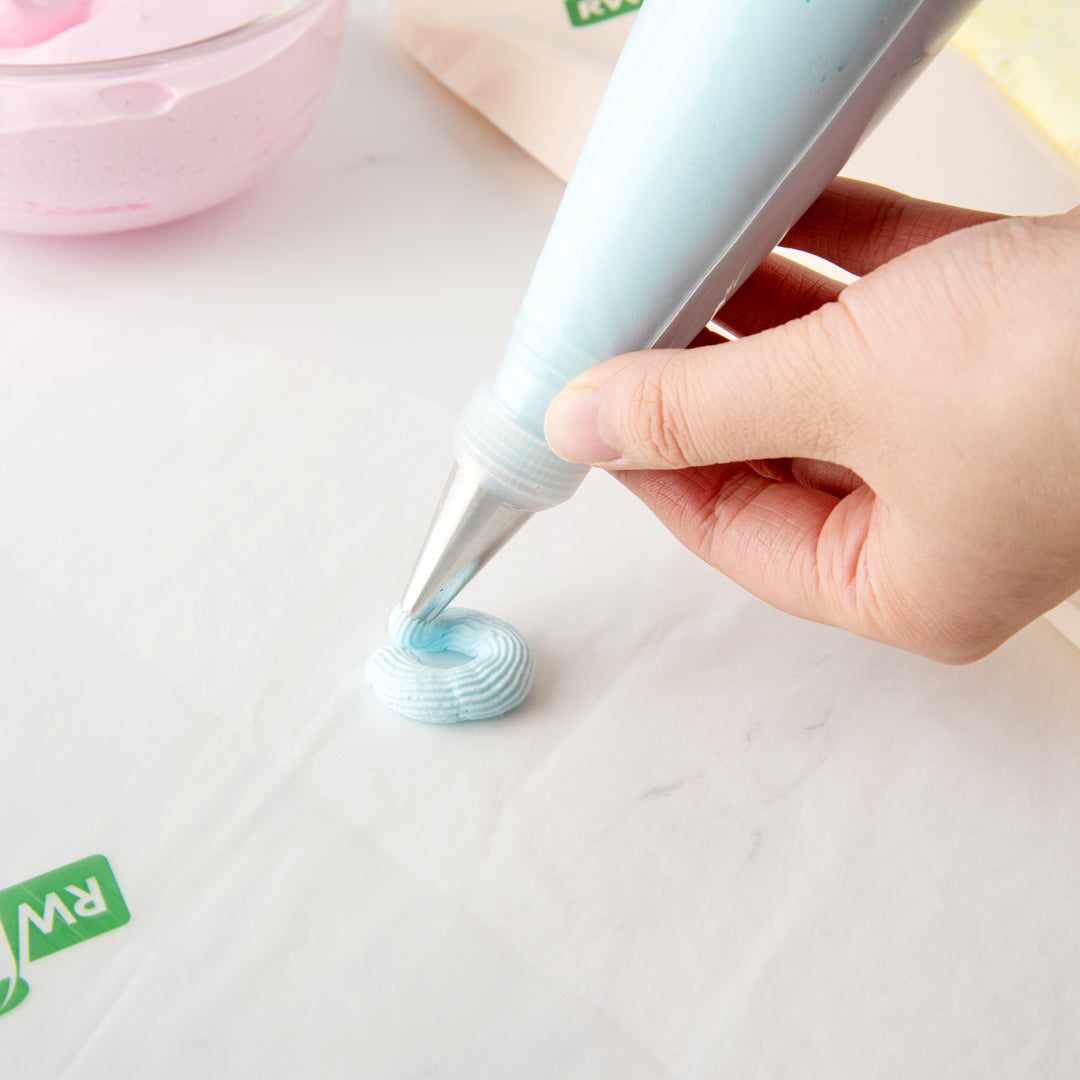 Pastry Tek Stainless Steel #363 Open Star Piping Tip - 3/4" x 3/4" x 1 1/4" - 1 count box