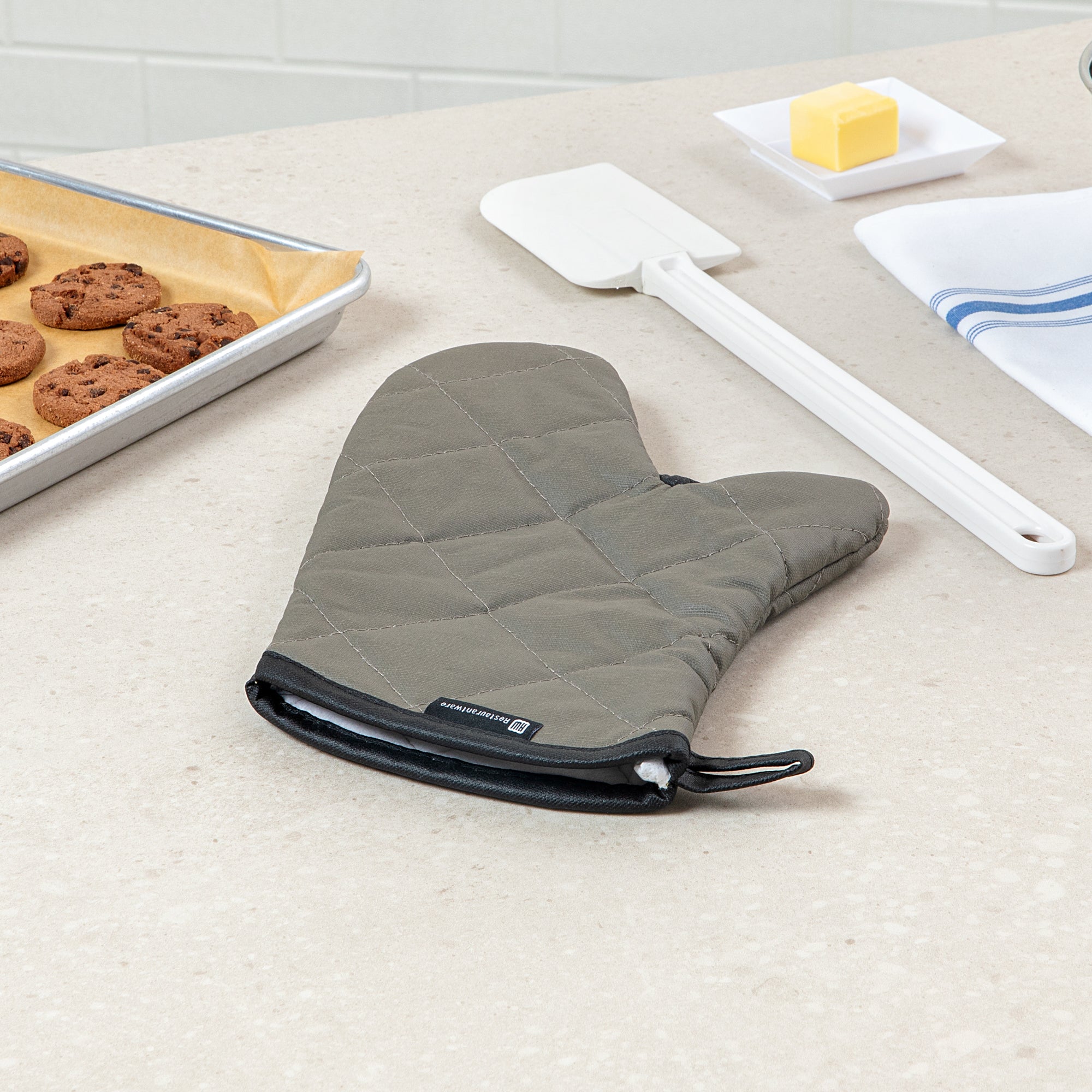 RW Threads Gray Cotton Oven Mitt - Flame Retardant, with Thumb Guard - 13" x 8" x 1/2" - 1 count box