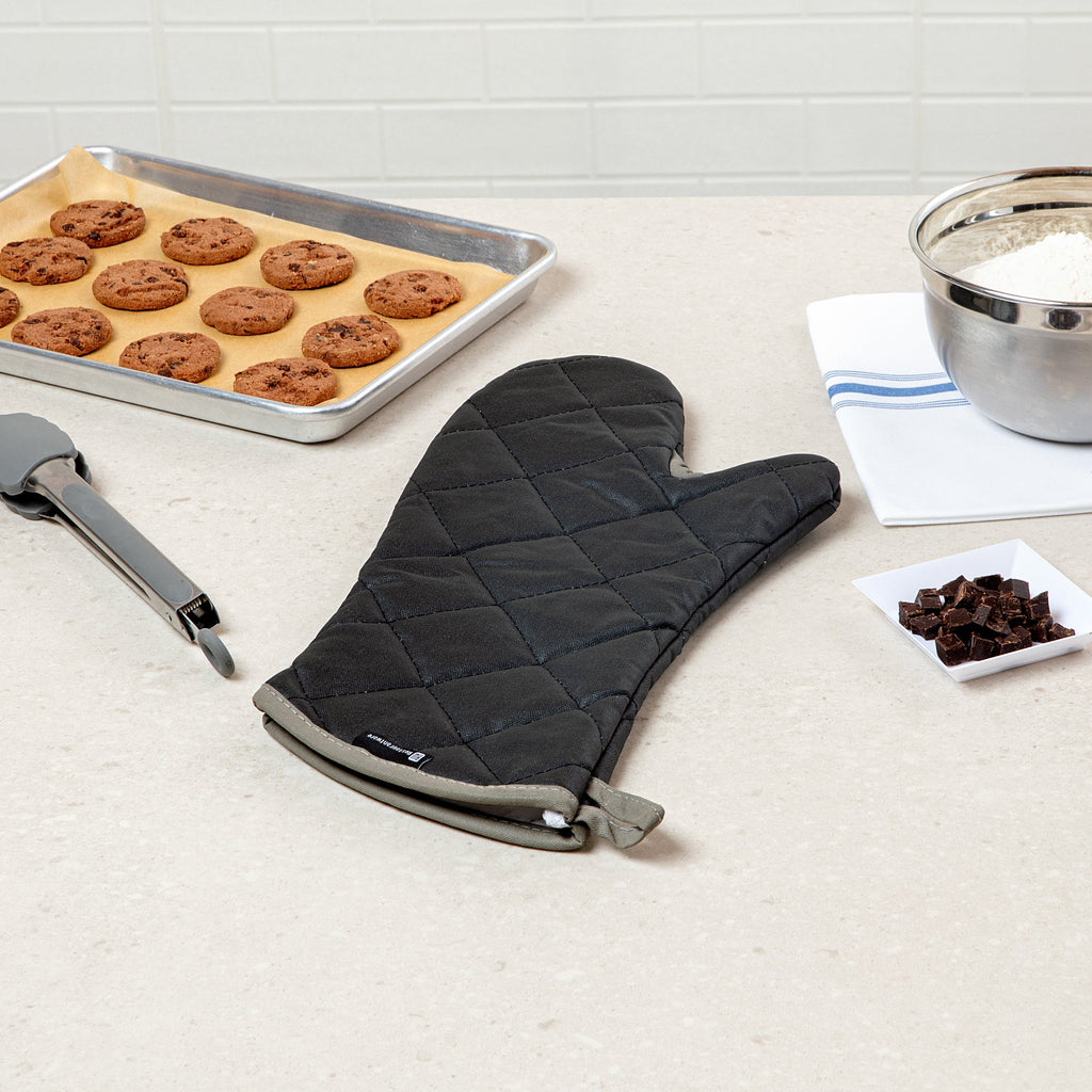 RW Threads Black Cotton Oven Mitt - Flame Retardant, with Thumb Guard - 17" x 8" x 1/2" - 1 count box